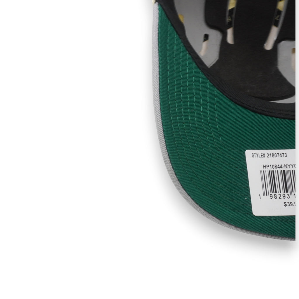 MENS MITCHELL & NESS MLB CHAINSTITCHER PRO PINCH SNAPBACK YANKEES - OFF WHITE