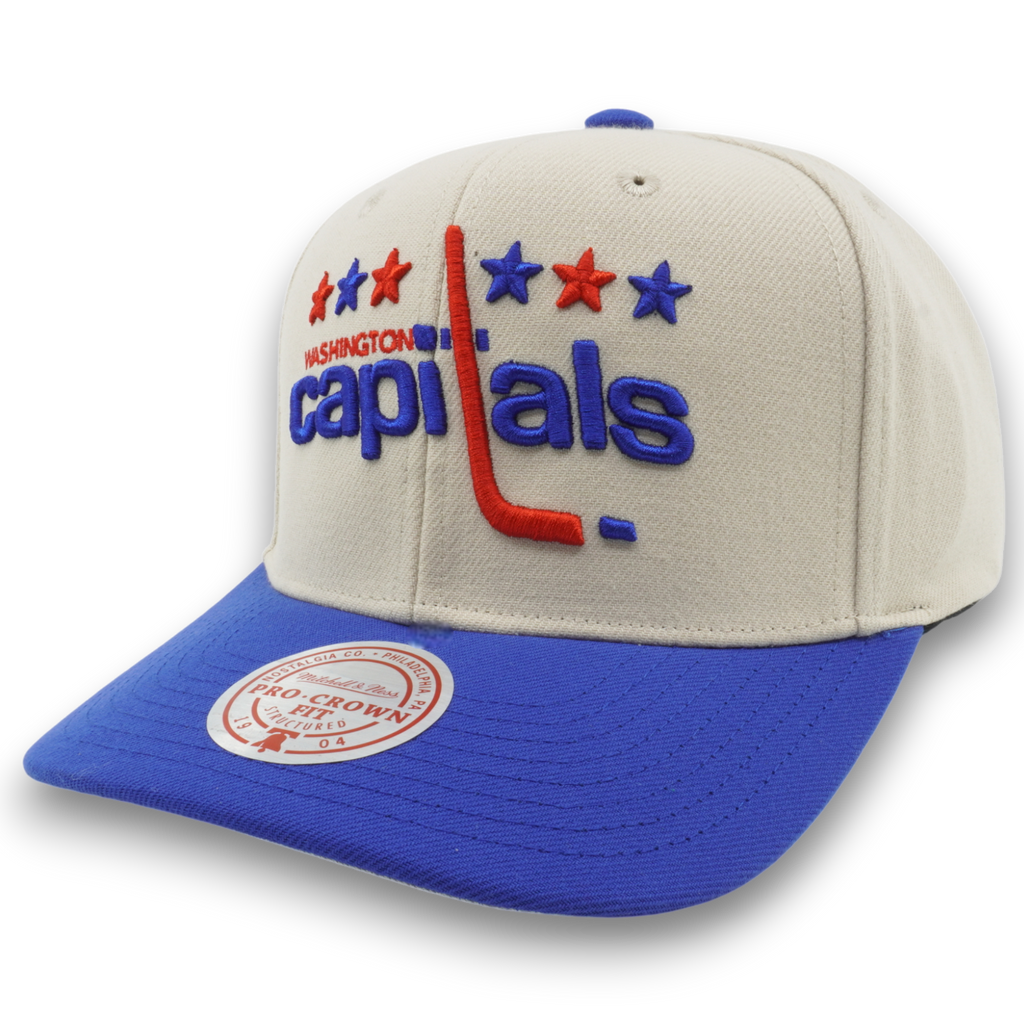 MENS MITCHELL & NESS NHL GAME ON PRO SNAPBACK VNTG CAPITALS - OFF WHITE