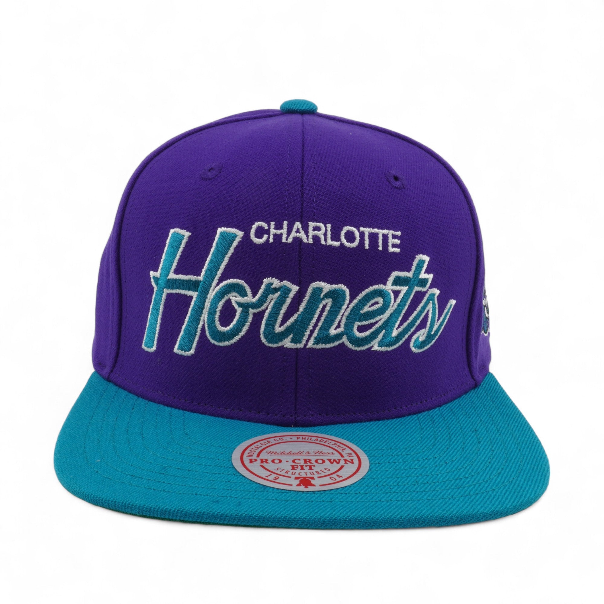 Mens MITCHELL & NESS NBA TEAM SCRIPT 2.0 PRO SNAPBACK HWC HORNETS