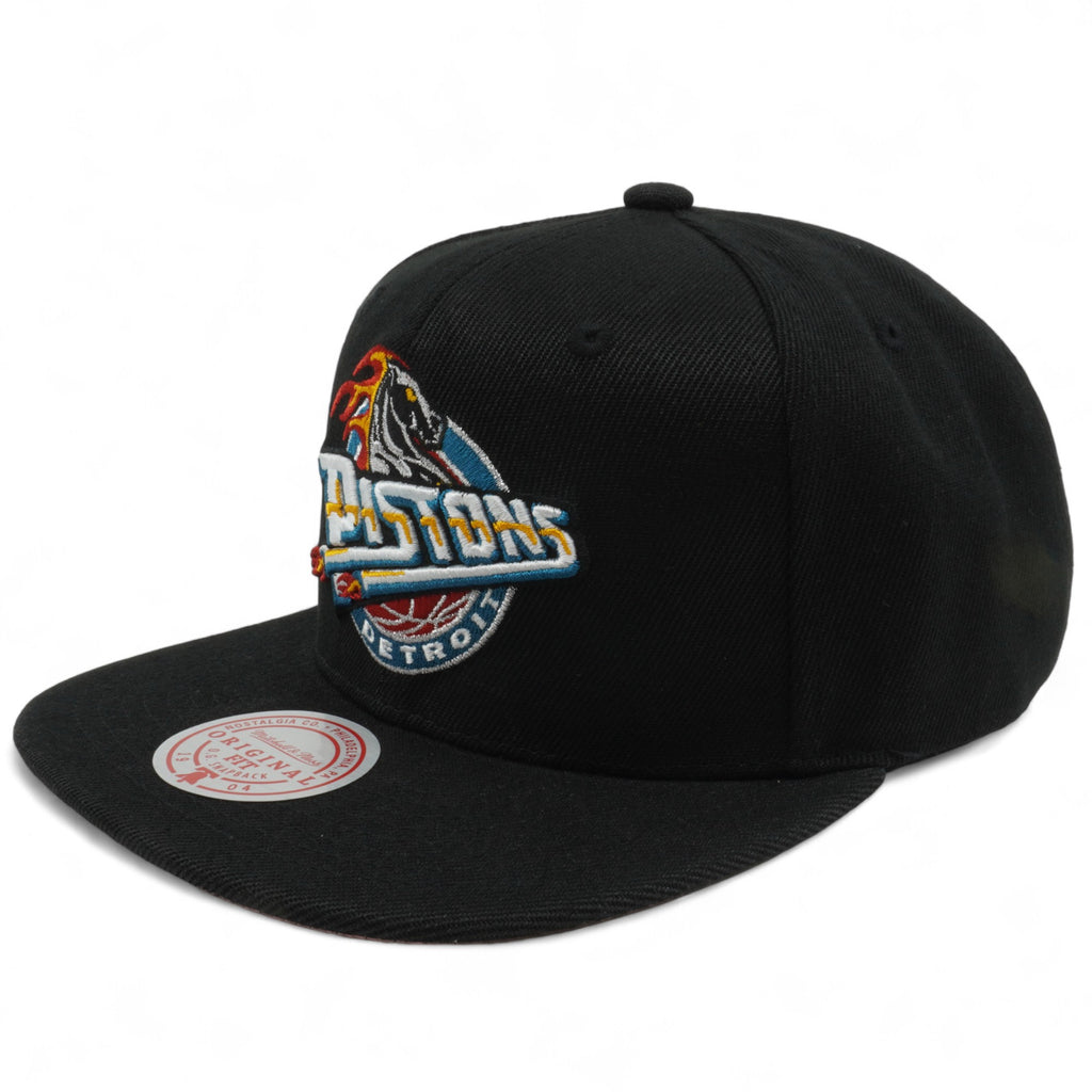 Mens MITCHELL & NESS NBA ALL LOVE SNAPBACK HWC PISTONS