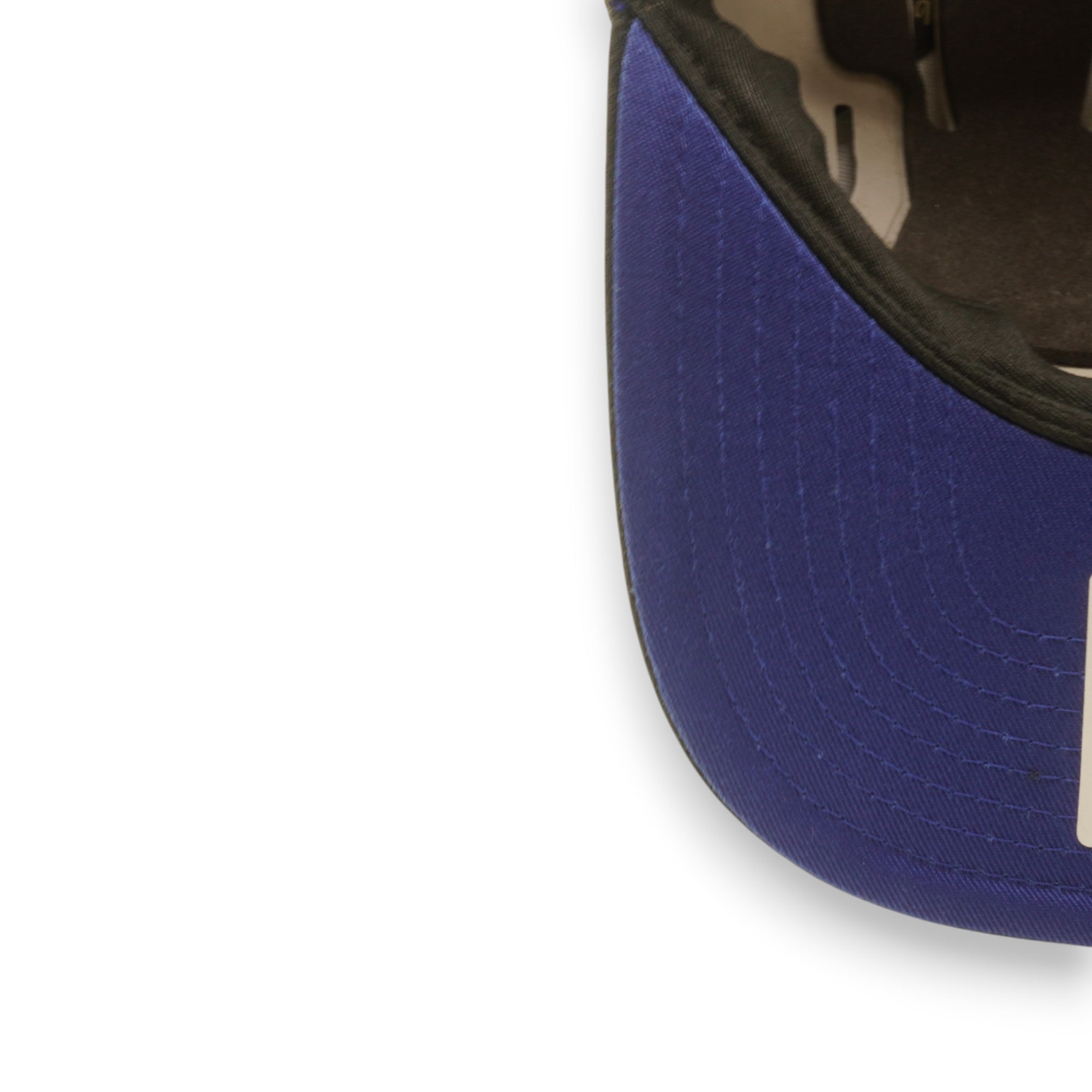 MENS MITCHELL & NESS NHL STORM FRONT SNAPBACK VNTG CAPITALS - GREY