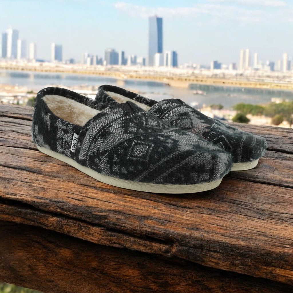 [10008942] Womens Toms Alpargata