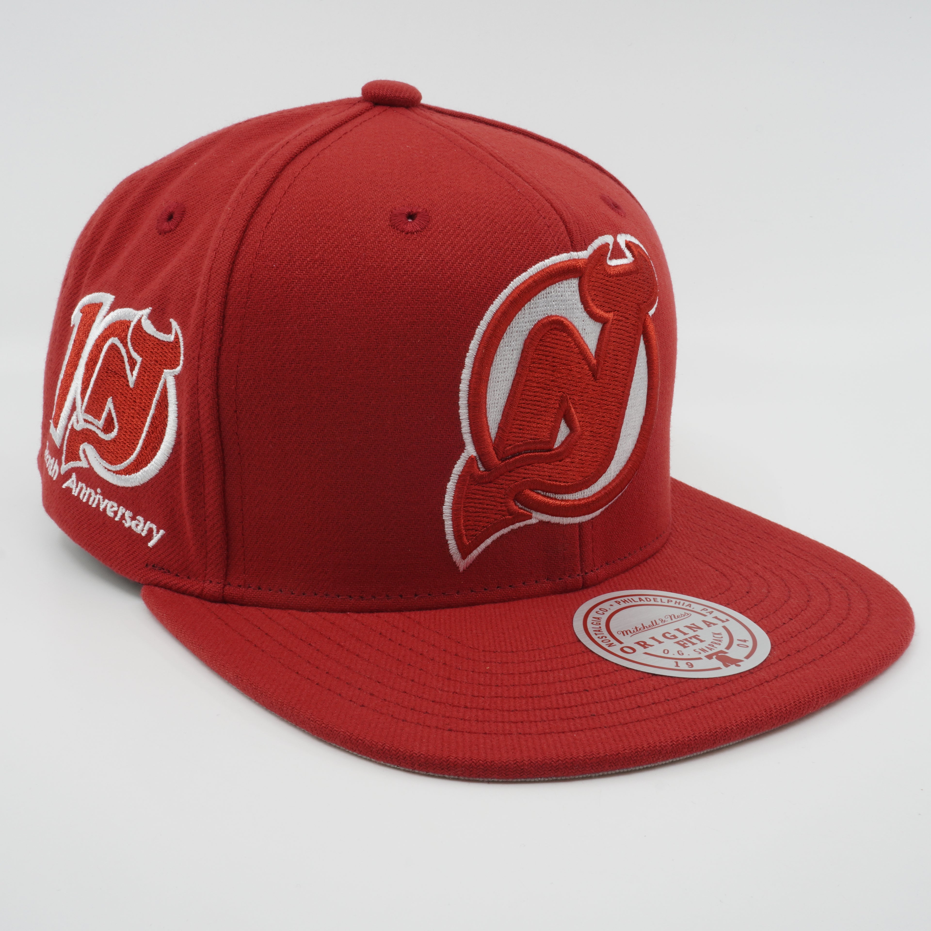 MENS MITCHELL & NESS NHL BACK TO BASICS SNAPBACK DEVILS - RED