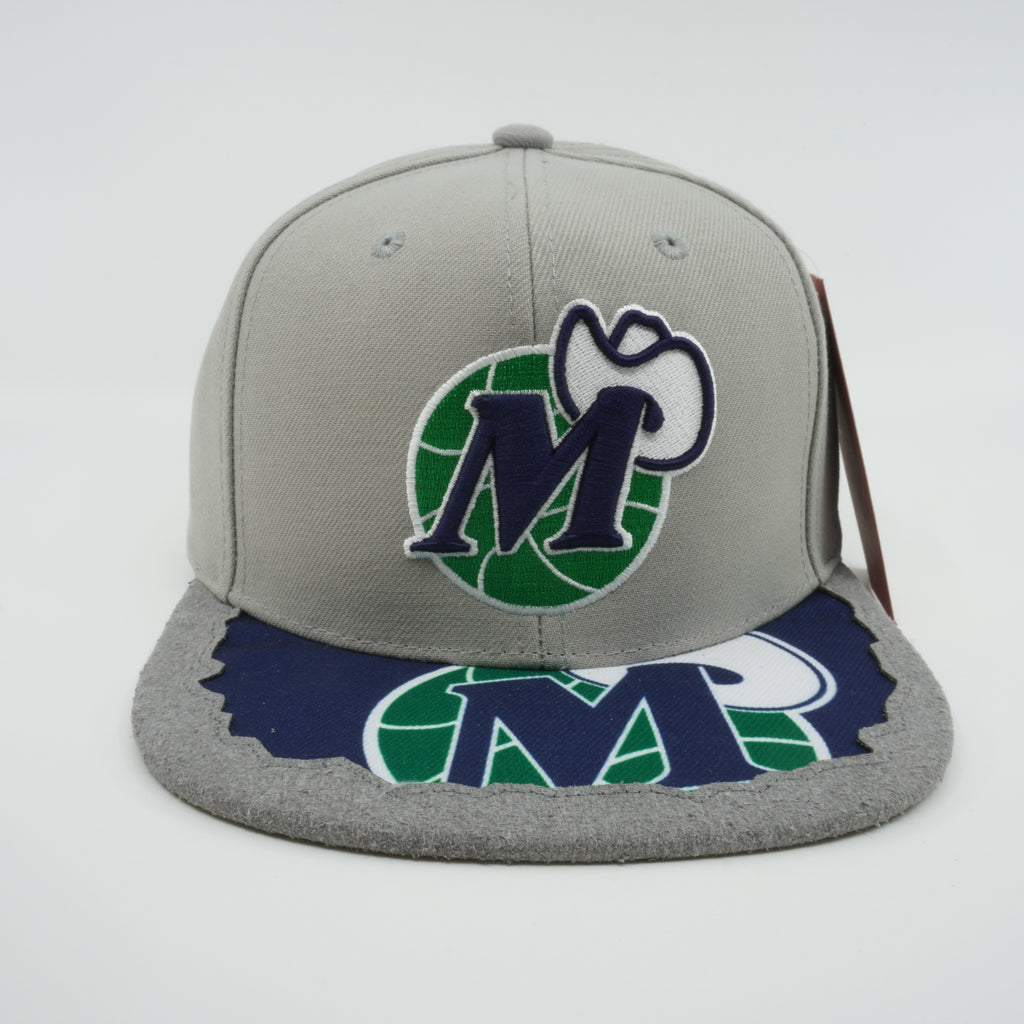 MENS MITCHELL & NESS NBA MUNCH TIME SNAPBACK HWC MAVERICKS - GREY