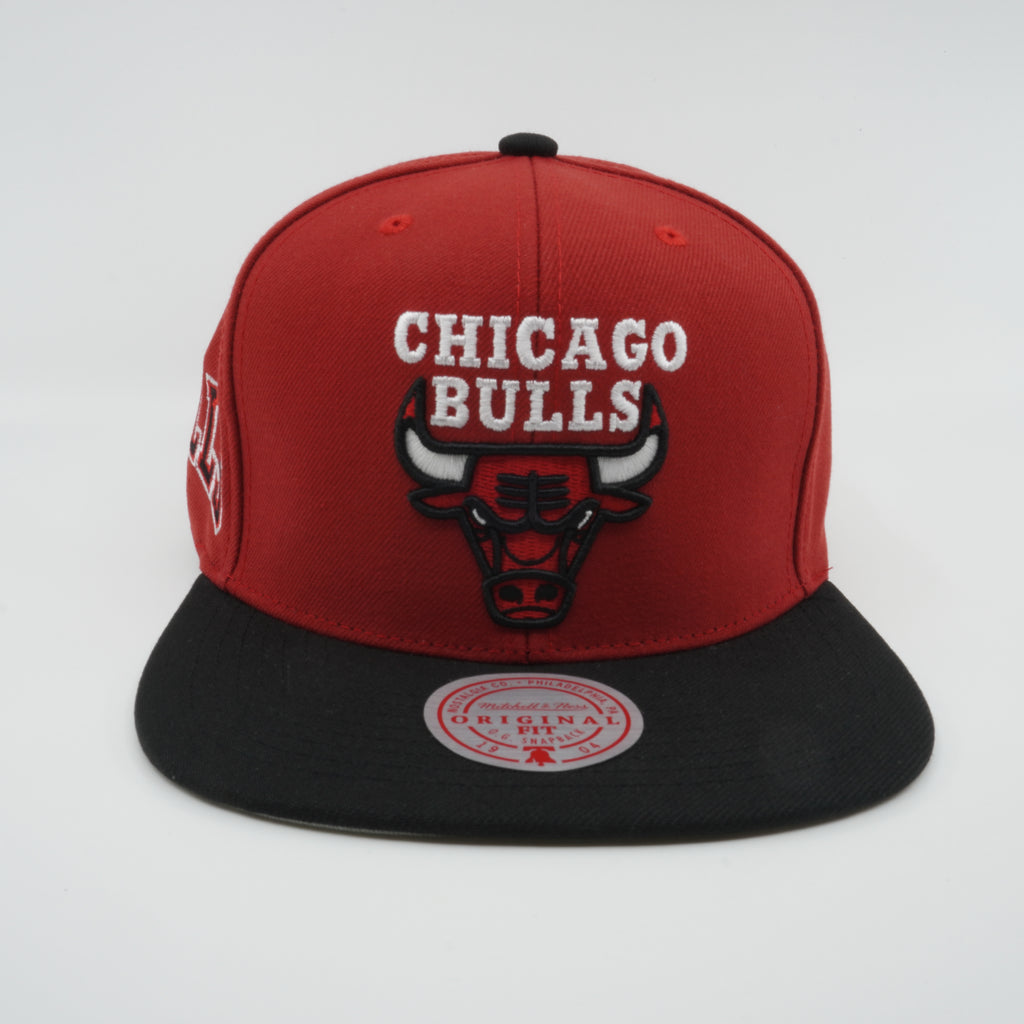 MENS MITCHELL & NESS NBA SIDE CORE 2.0 SNAPBACK BULLS - RED-BLACK