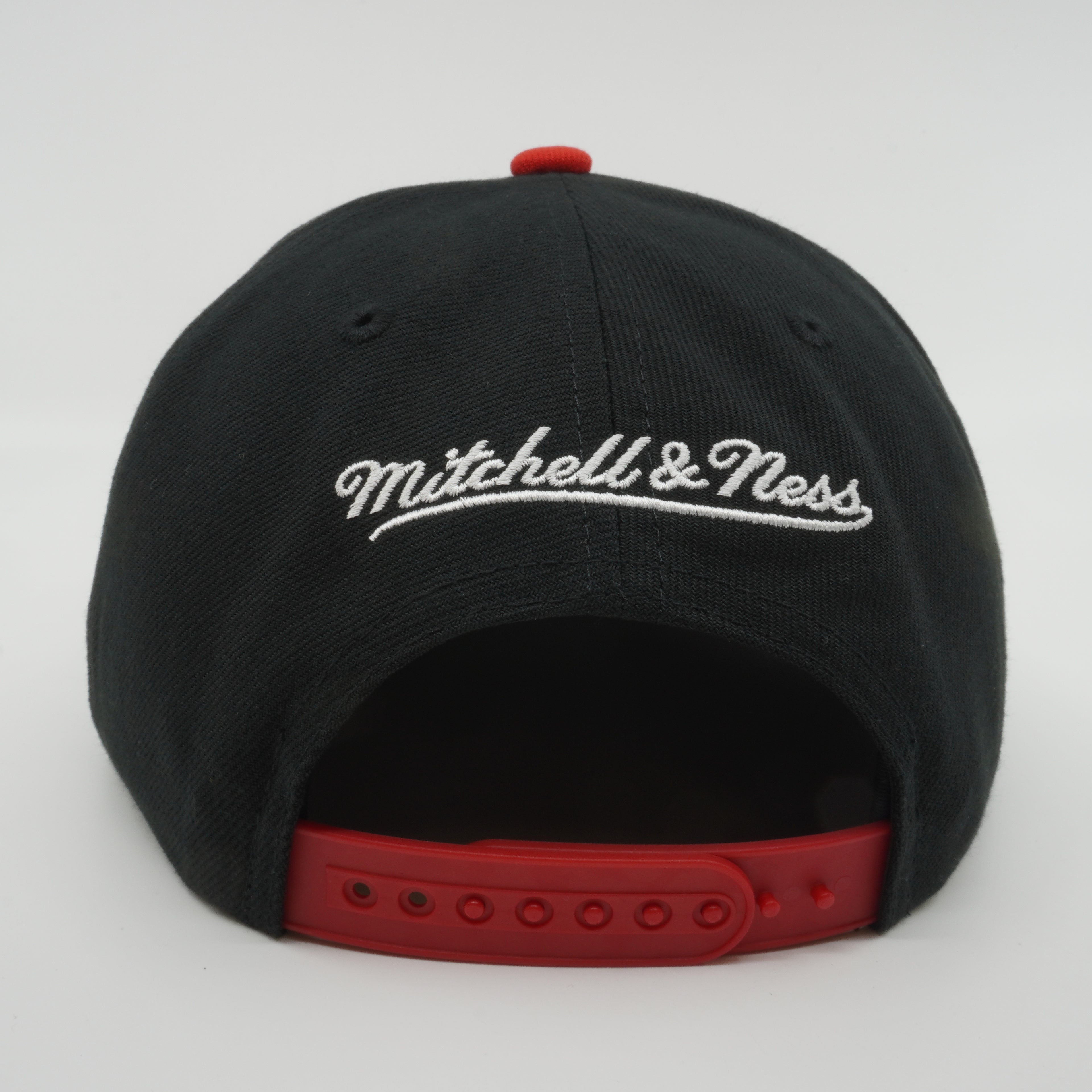MENS MITCHELL & NESS NHL CROSS CHECK SNAPBACK BLACKHAWKS - BLACK