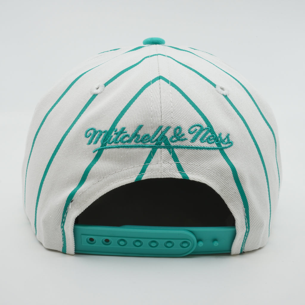 MENS MITCHELL & NESS NBA RETRO PINSTRIPE SNAPBACK HWC SPURS - WHITE