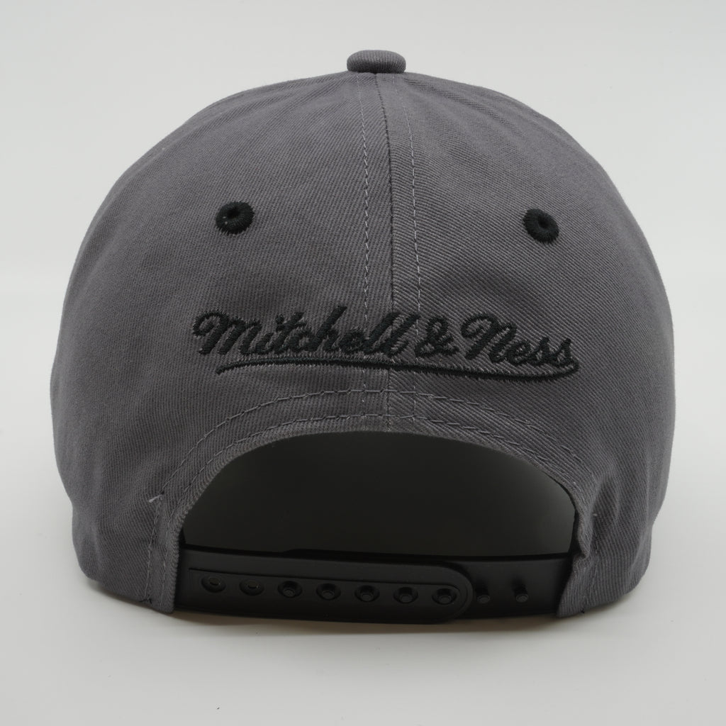 MENS MITCHELL & NESS NBA SPACE KNIT PRO SNAPBACK HWC SPURS - GREY