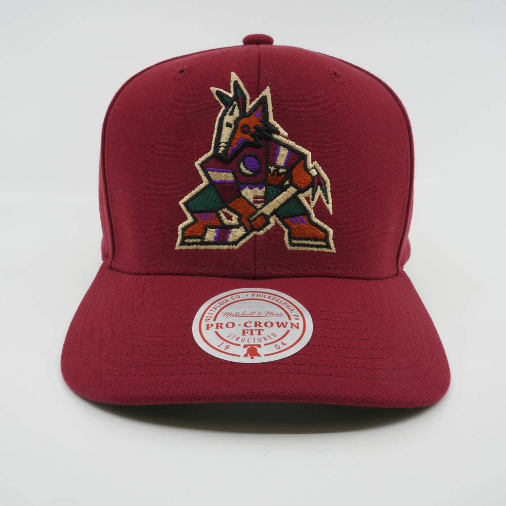 MENS MITCHELL & NESS NHL TEAM GROUND 2.0 PRO SNAPBACK COYOTES - MAROON