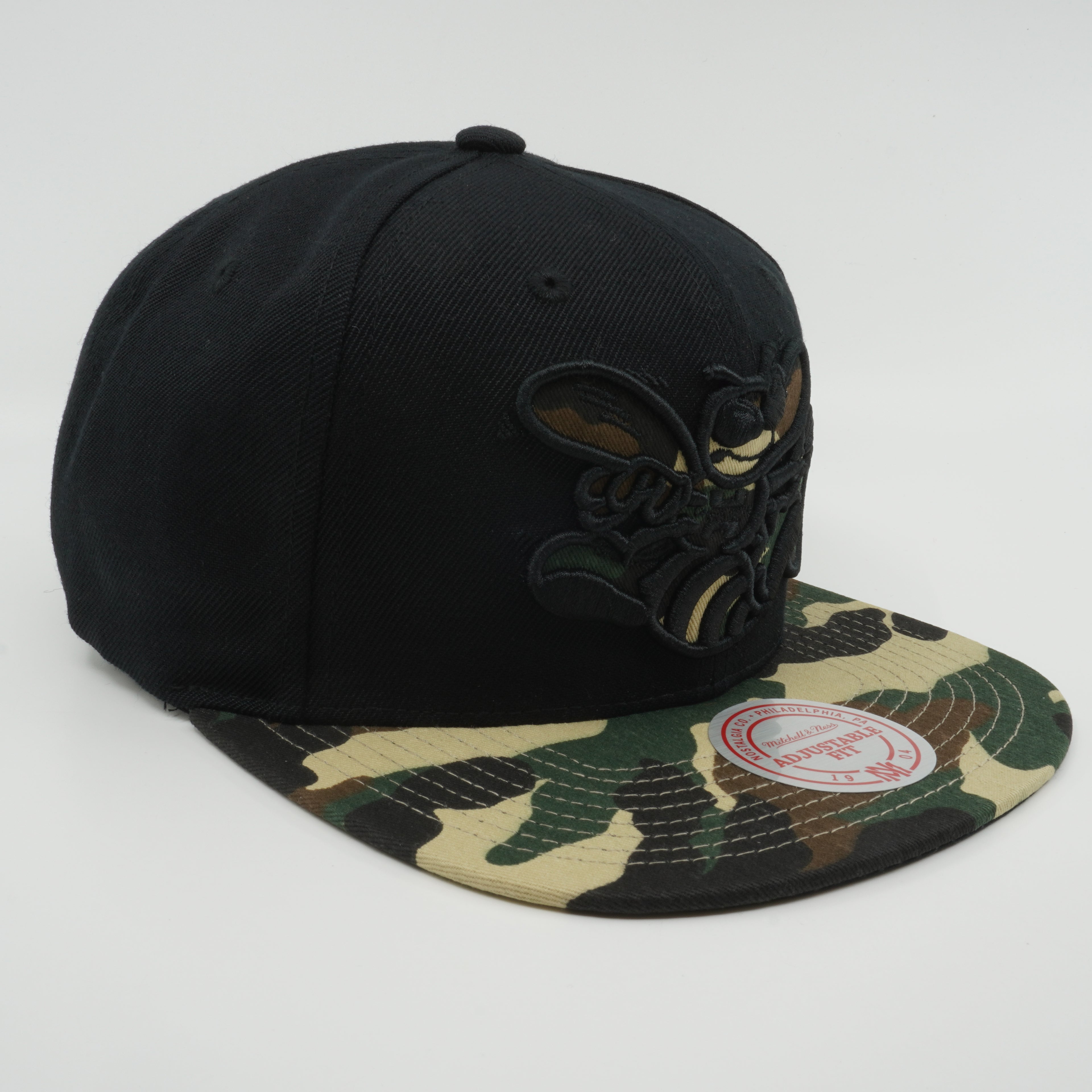 MENS MITCHELL & NESS NBA CAMO BILL HORNETS - CAMO WOODLAND