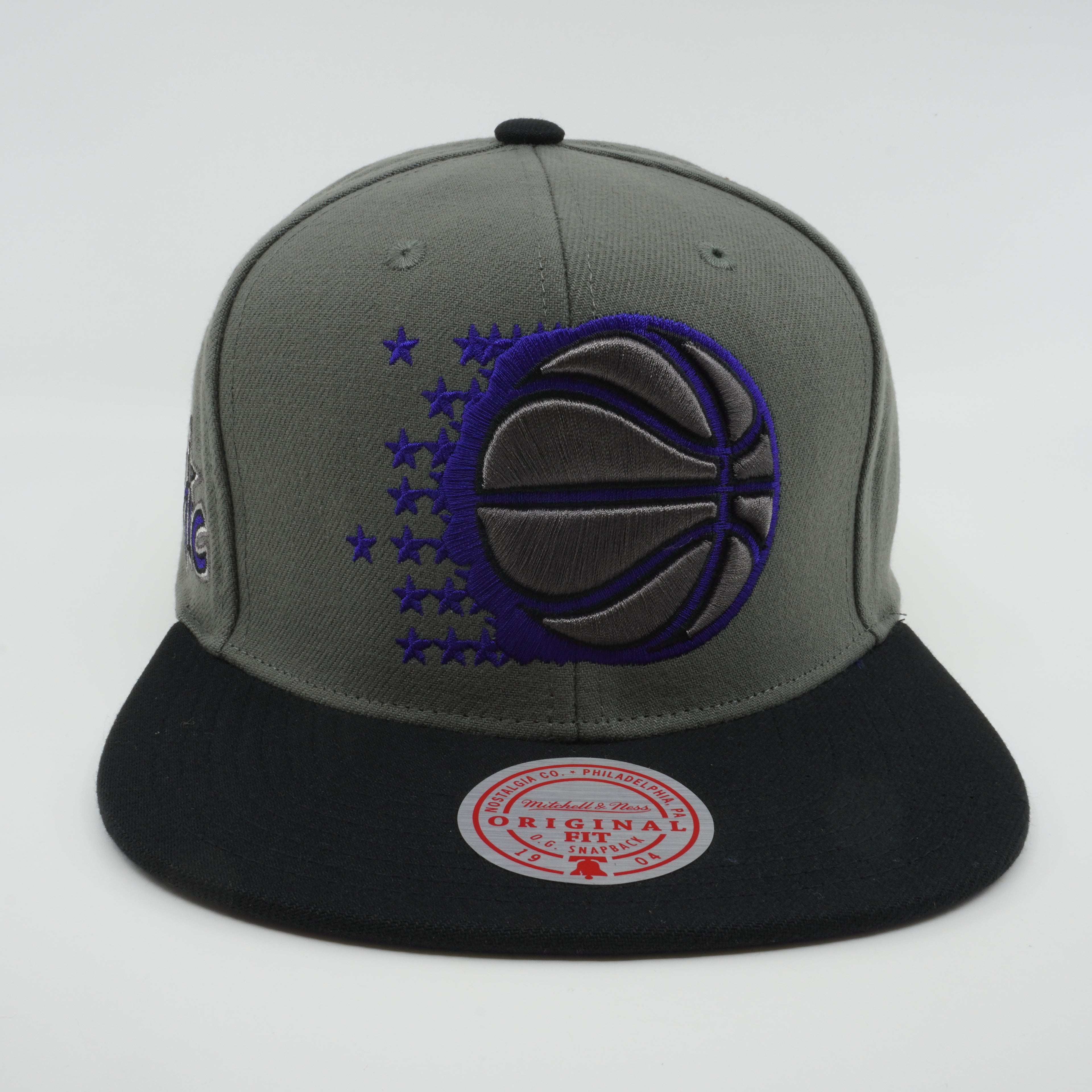 MENS MITCHELL & NESS NBA STORM FRONT SNAPBACK HWC MAGIC - GREY
