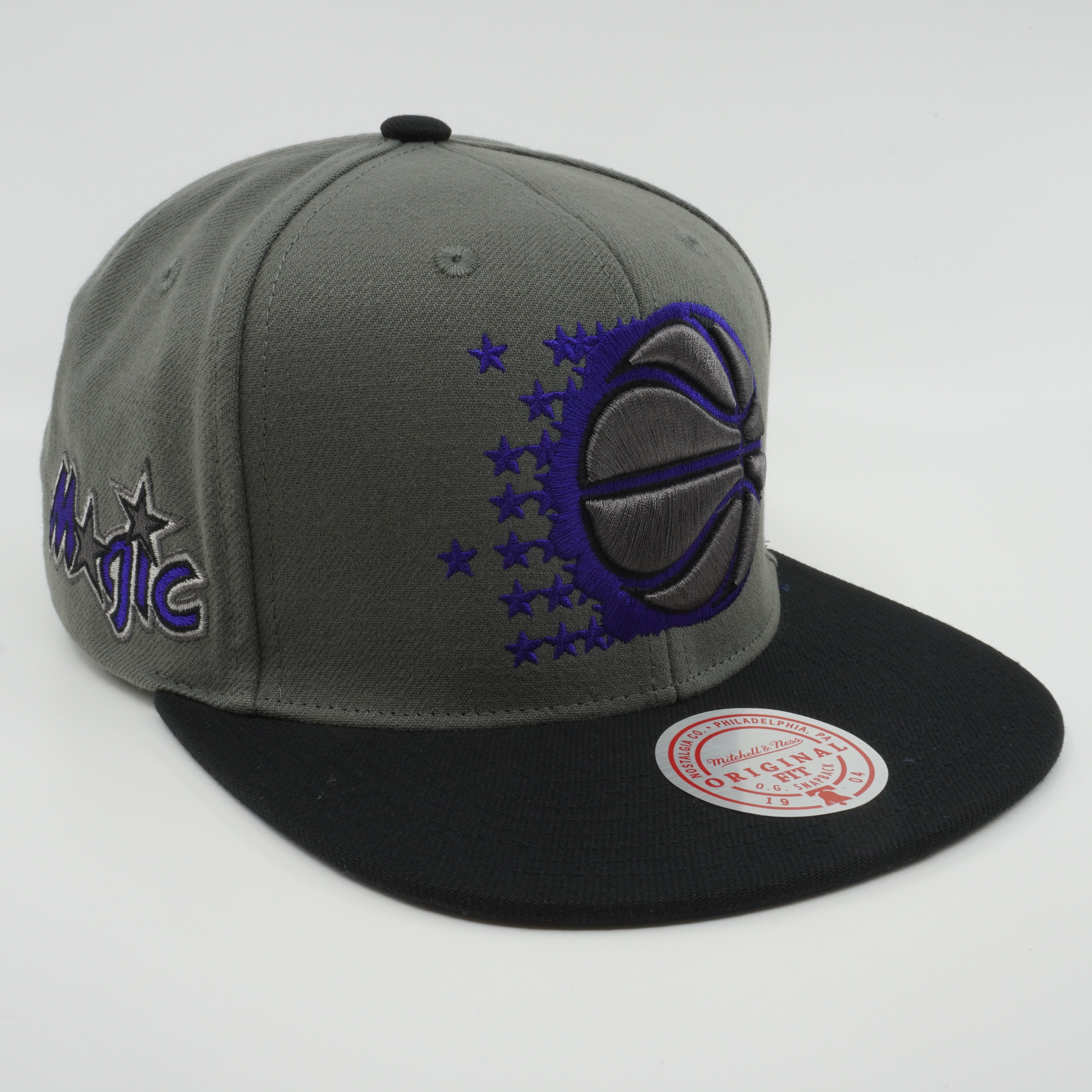 MENS MITCHELL & NESS NBA STORM FRONT SNAPBACK HWC MAGIC - GREY