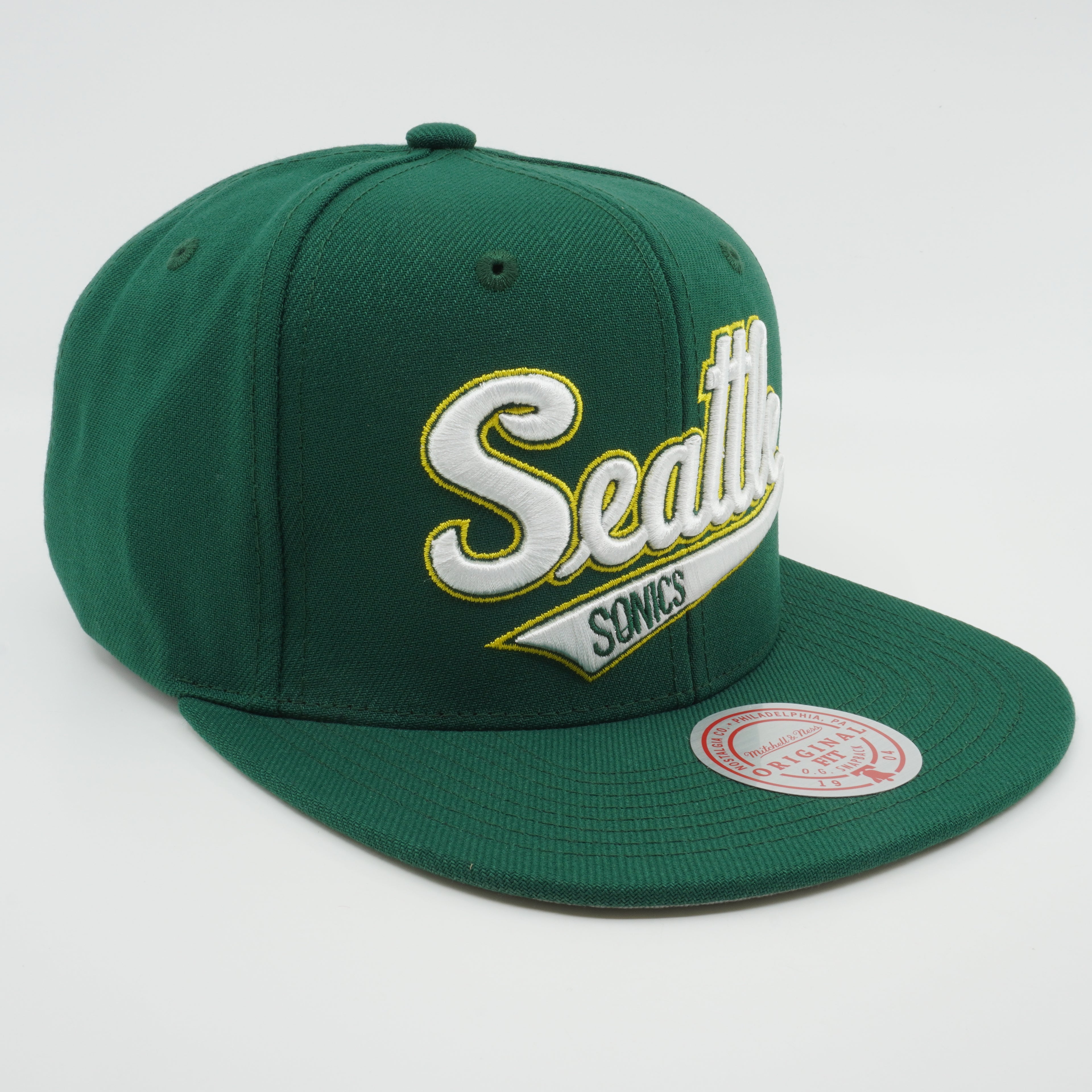 MENS MITCHELL & NESS NBA CORE BASIC SNAPBACK HWC SUPERSONICS - GREEN-WHITE