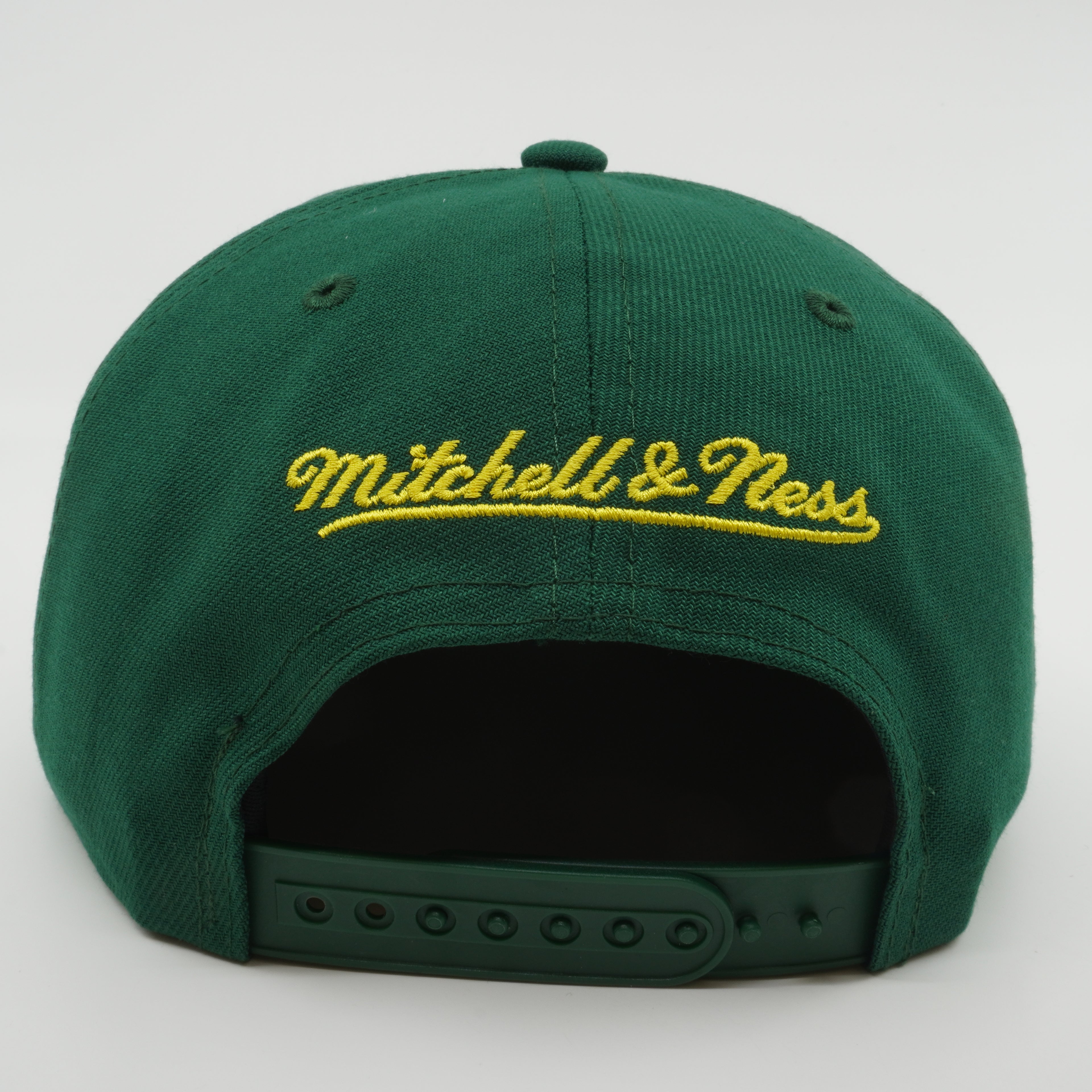 MENS MITCHELL & NESS NBA CORE BASIC SNAPBACK HWC SUPERSONICS - GREEN-WHITE