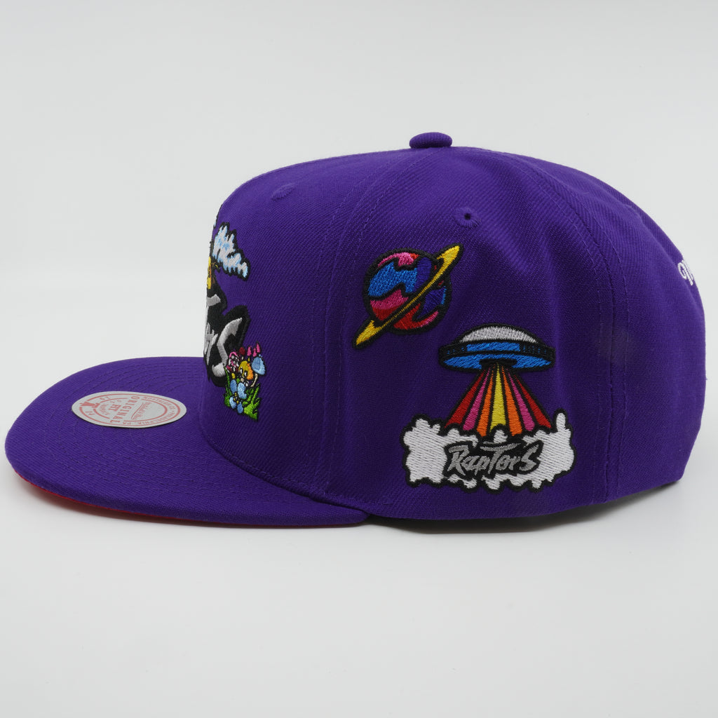 MENS MITCHELL & NESS NBA PSYCHEDELIC SNAPBACK HWC RAPTORS - PURPLE