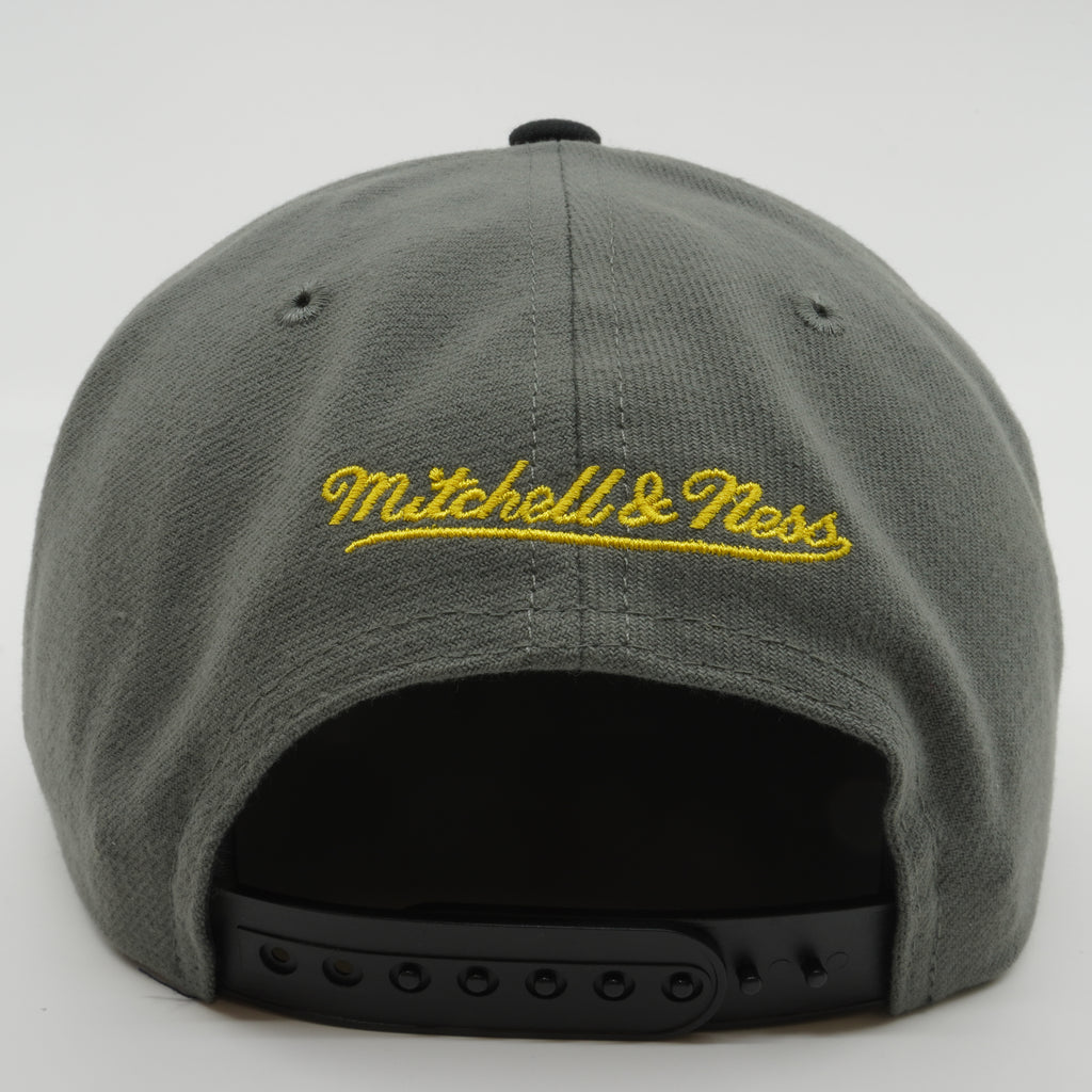 MENS MITCHELL & NESS MLB STORM FRONT SNAPBACK PADRES - GREY