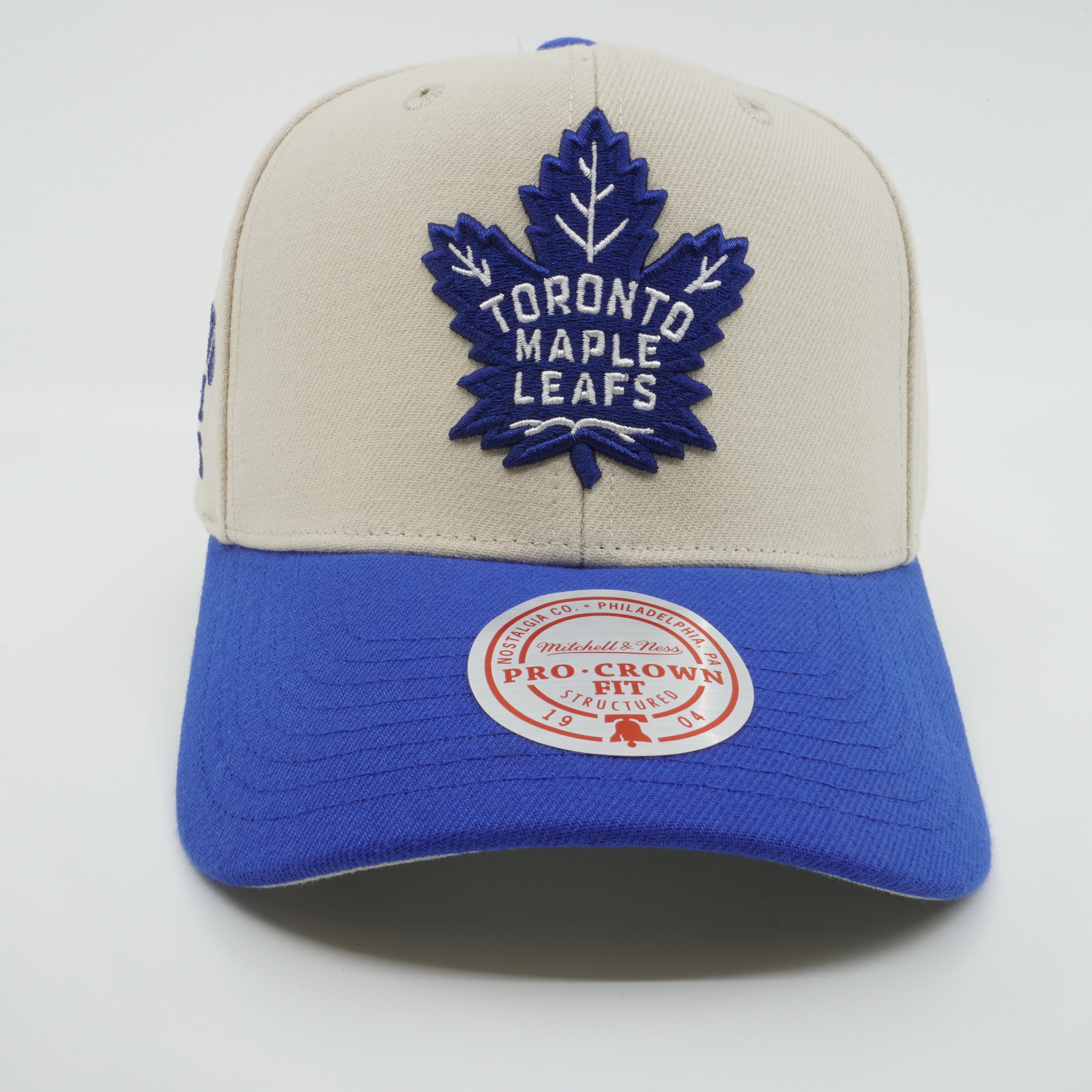 MENS MITCHELL & NESS NHL GAME ON PRO SNAPBACK MAPLE LEAFS - OFF WHITE