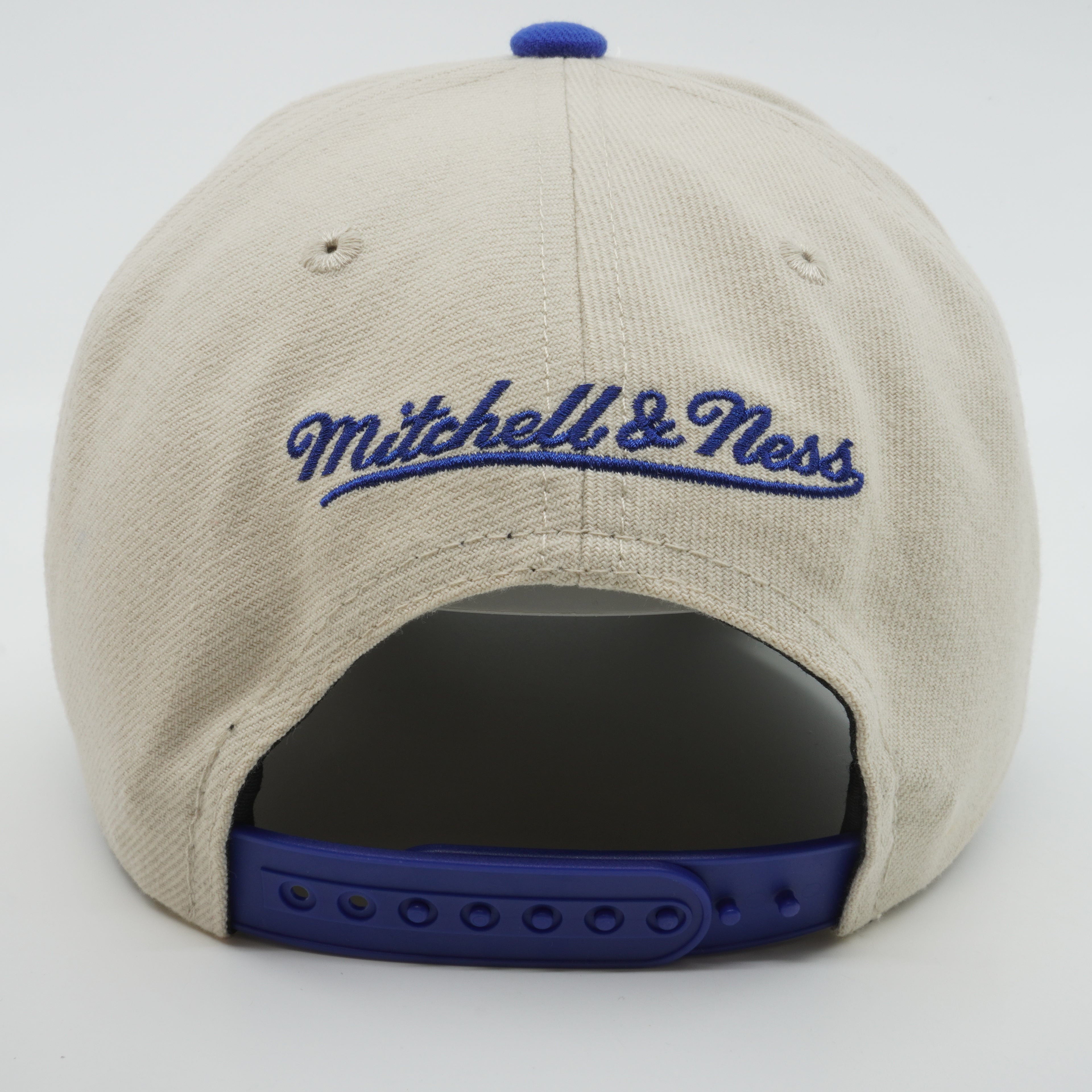 MENS MITCHELL & NESS NHL GAME ON PRO SNAPBACK MAPLE LEAFS - OFF WHITE