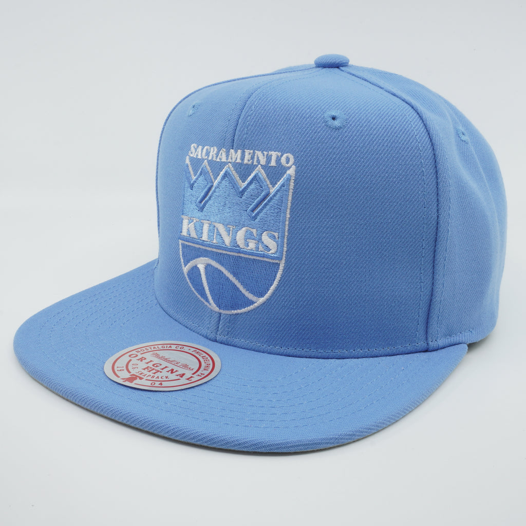 MENS MITCHELL & NESS NBA BACK TO BASICS SNAPBACK HWC KINGS - LIGHT BLUE