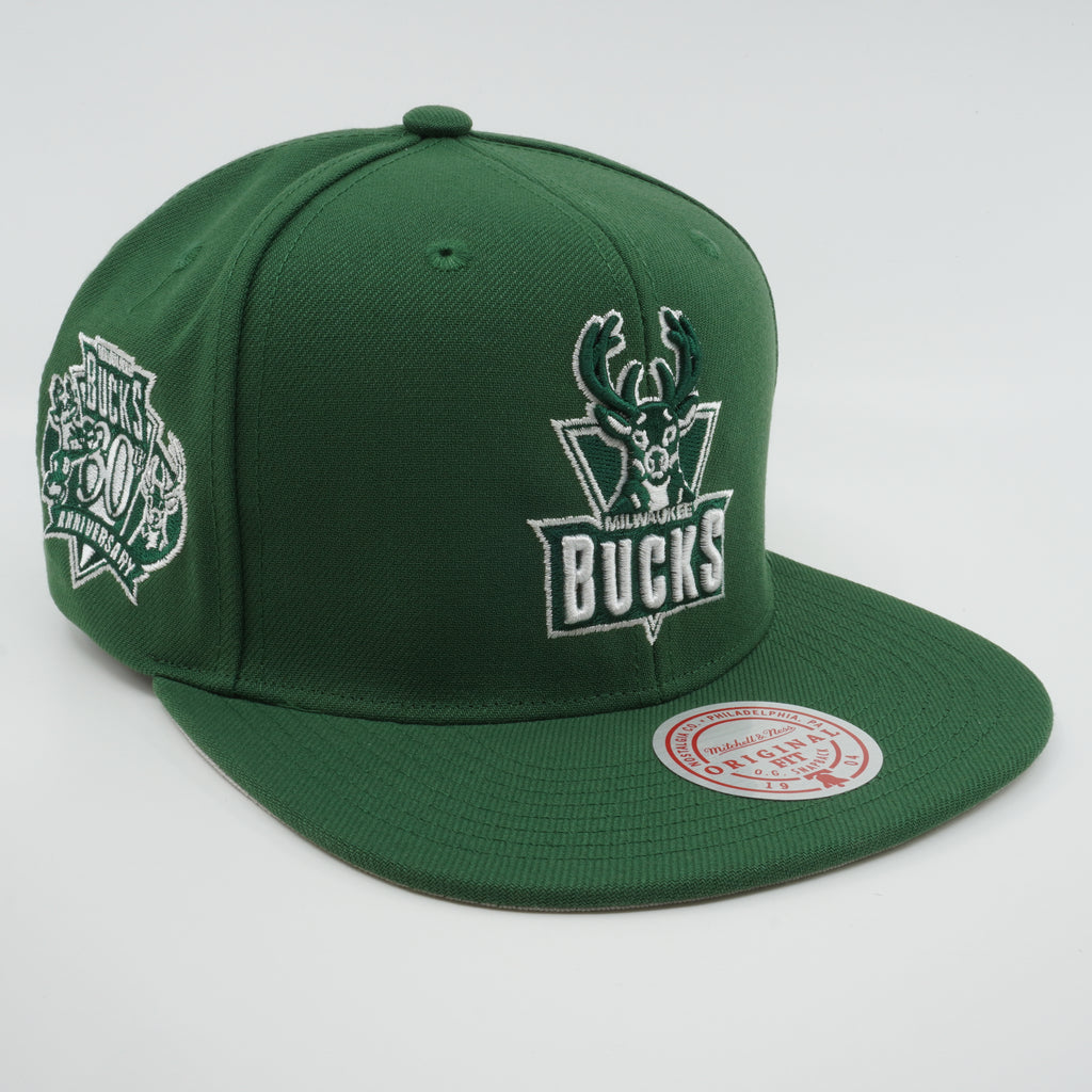 MENS MITCHELL & NESS NBA BACK TO BASICS SNAPBACK HWC BUCKS - GREEN