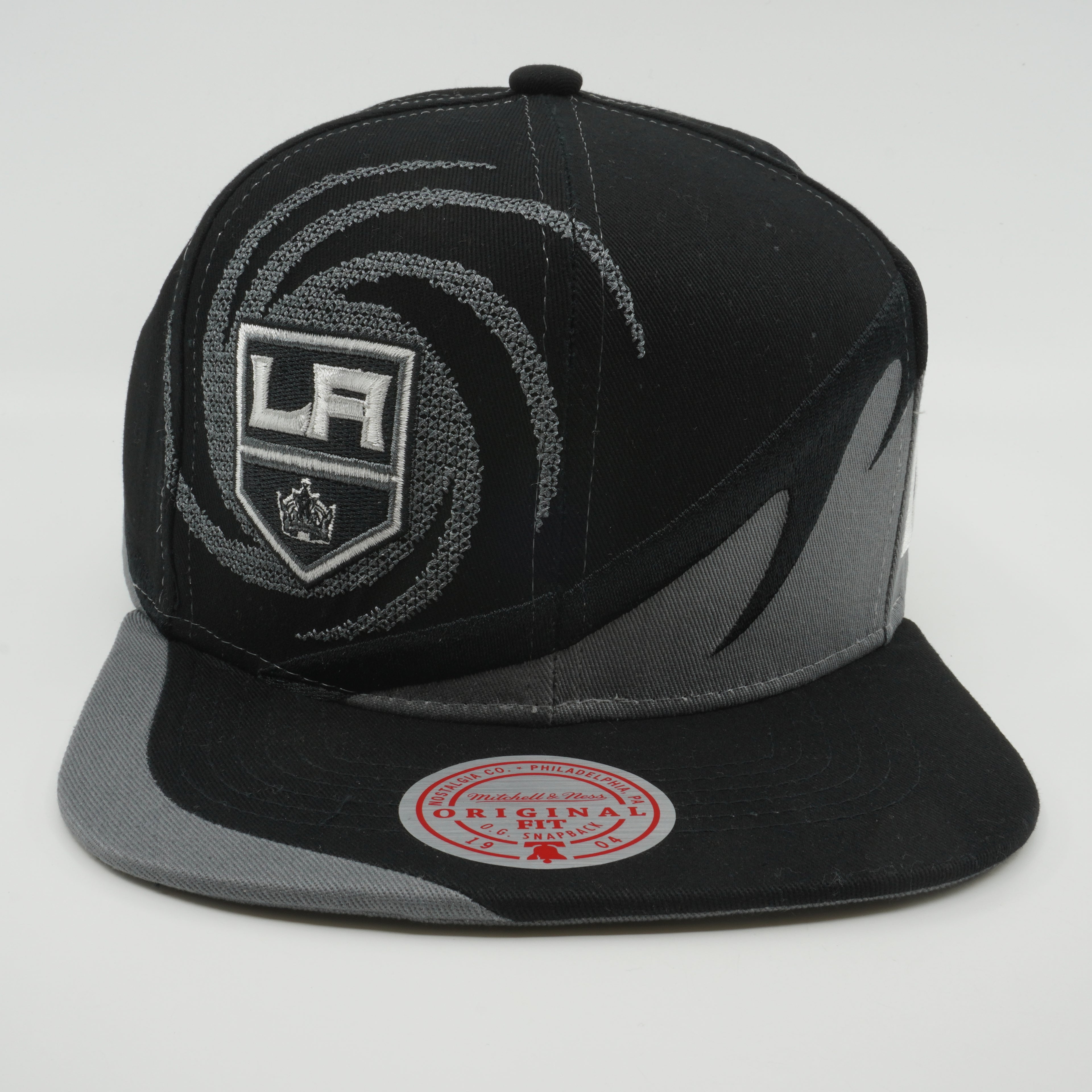 MENS MITCHELL & NESS NHL SPIRAL DEADSTOCK SNAPBACK KINGS - BLACK-GREY