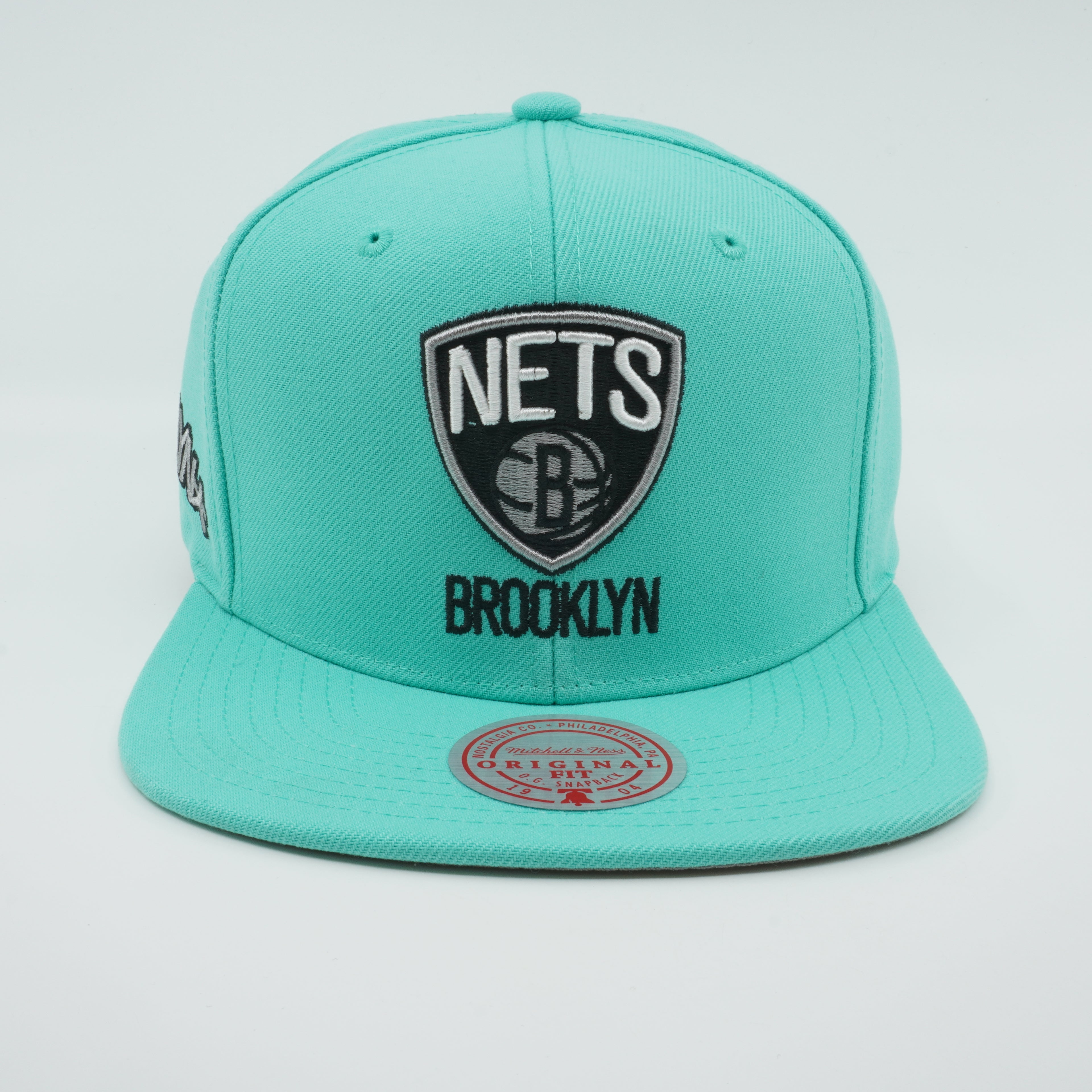 MENS MITCHELL & NESS NBA GIFT BOX BLUE SNAPBACK NETS - TEAL-BLACK