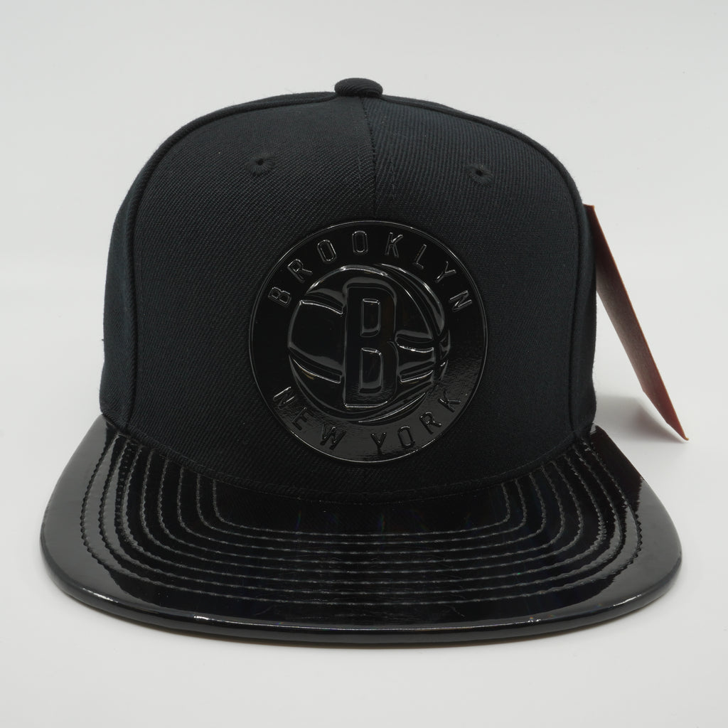 MENS MITCHELL & NESS NBA THREE ONE BLACK SNAPBACK NETS - BLACK