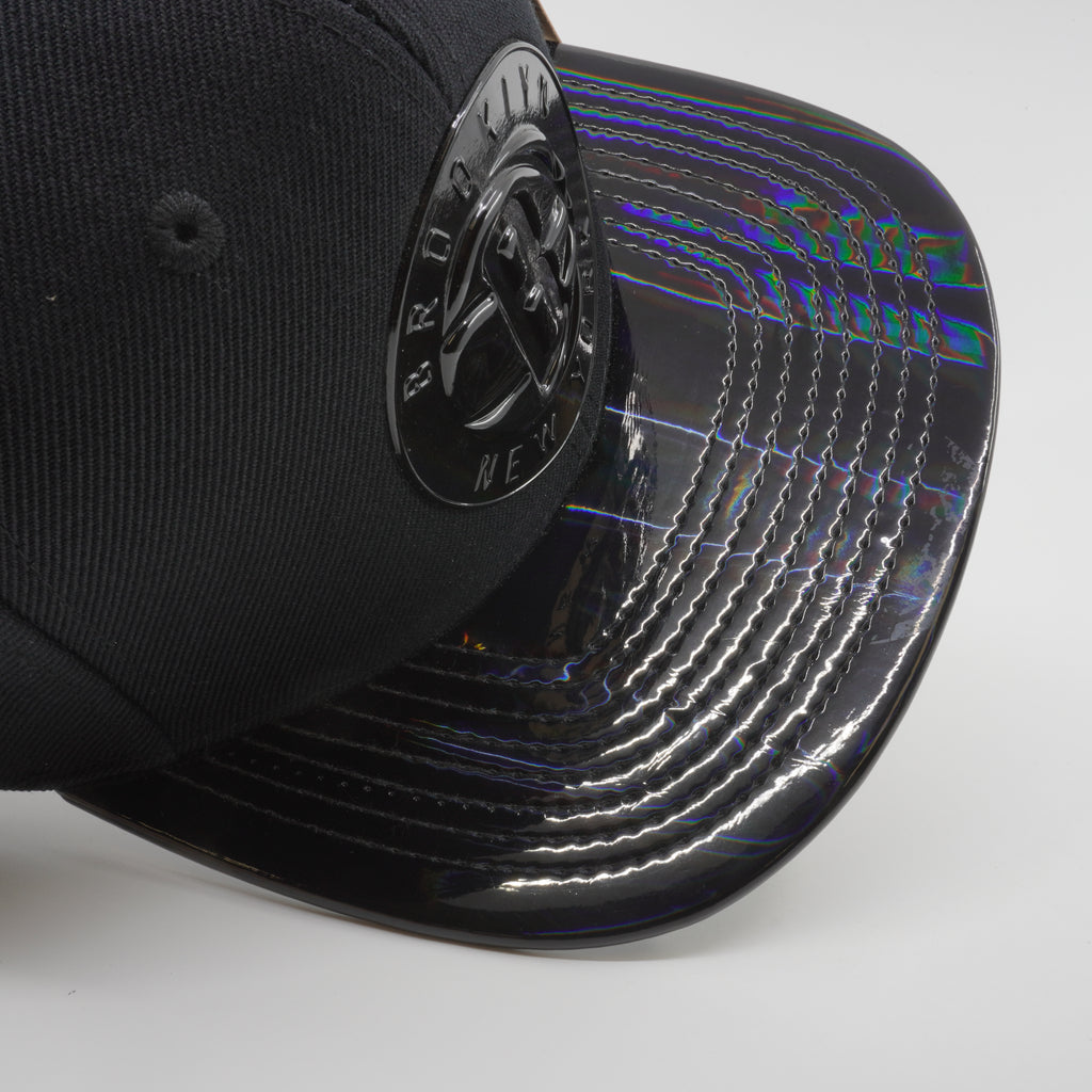 MENS MITCHELL & NESS NBA THREE ONE BLACK SNAPBACK NETS - BLACK