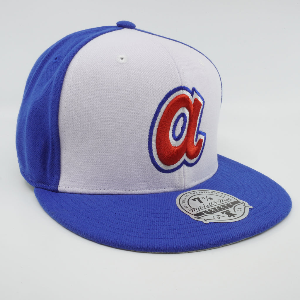 MENS MITCHELL & NESS MLB EVERGREEN FITTED COOP BRAVES - WHITE