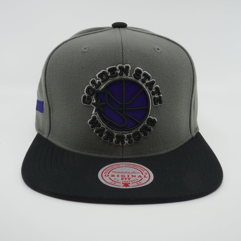 MENS MITCHELL & NESS NBA STORM FRONT SNAPBACK HWC WARRIORS - GREY