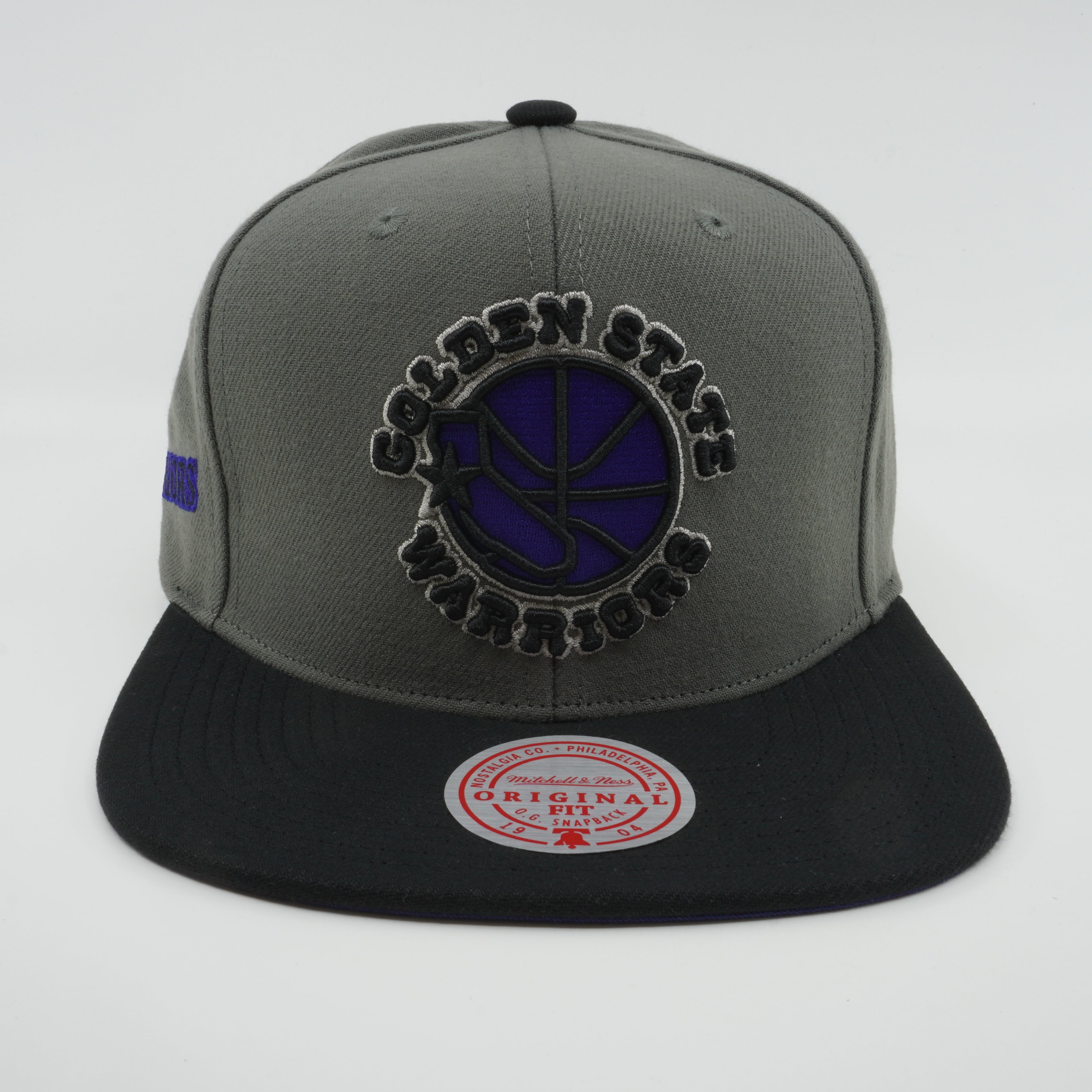 MENS MITCHELL & NESS NBA STORM FRONT SNAPBACK HWC WARRIORS - GREY
