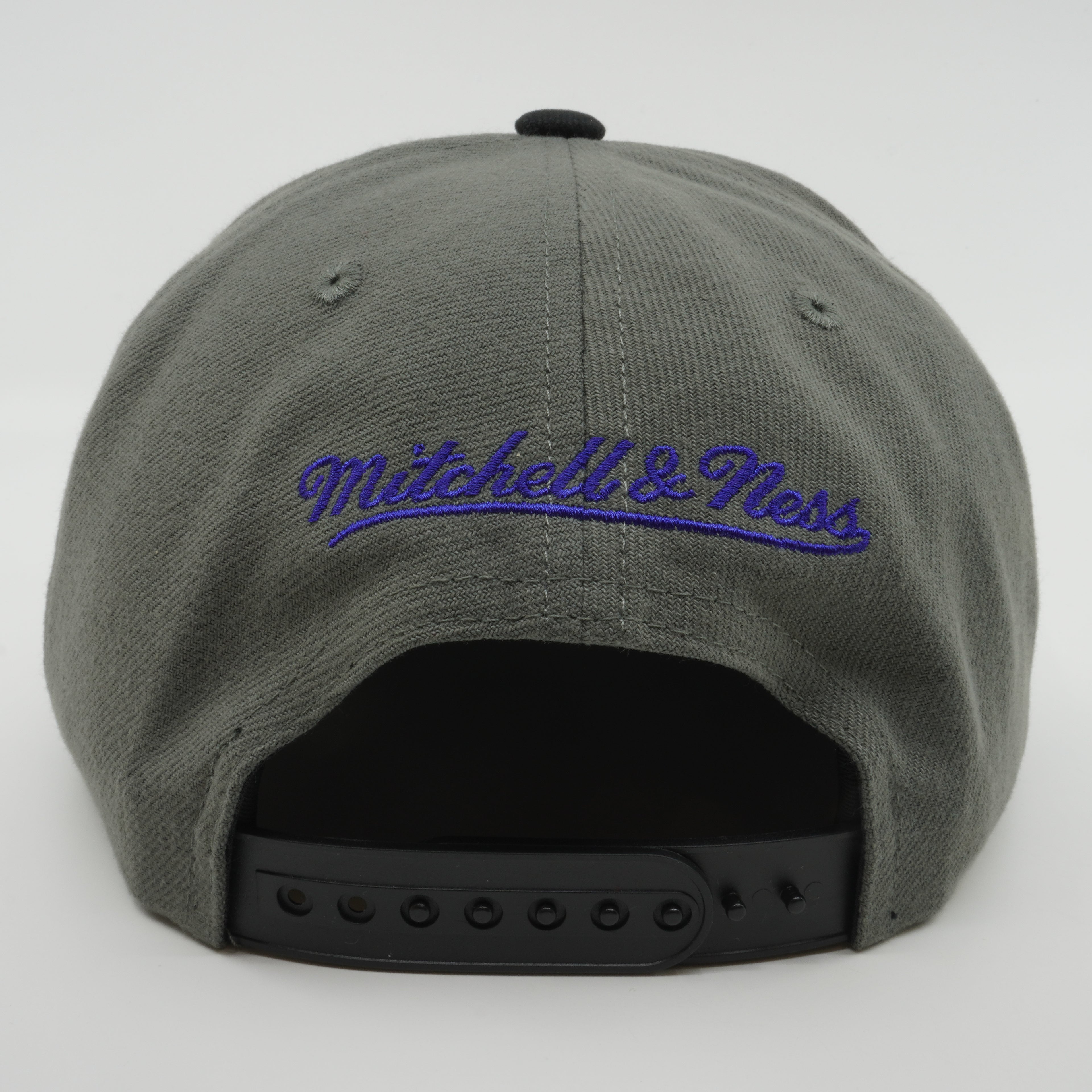 MENS MITCHELL & NESS NBA STORM FRONT SNAPBACK HWC WARRIORS - GREY