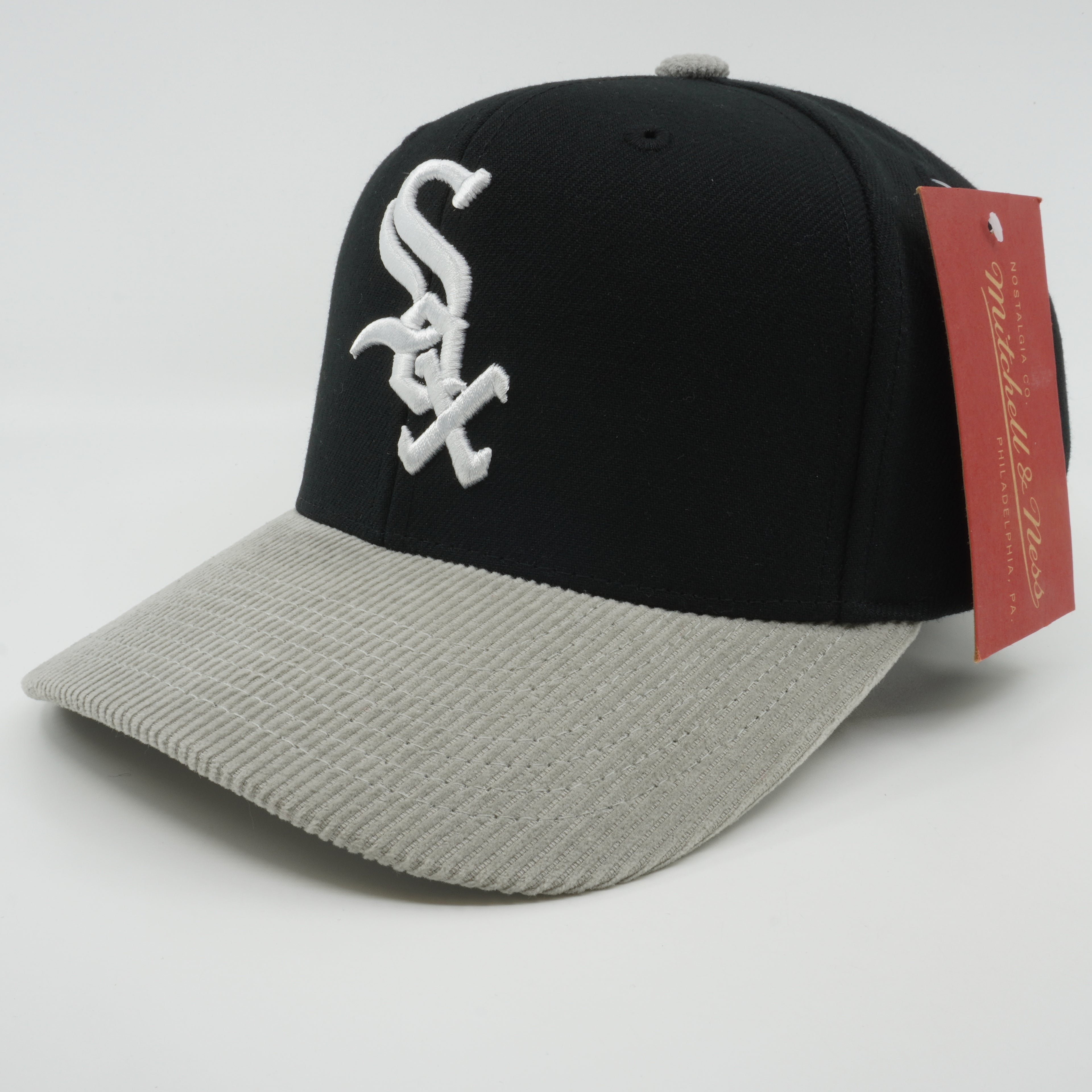 MENS MITCHELL & NESS MLB CORD PRO SNAPBACK WHITE SOX - BLACK