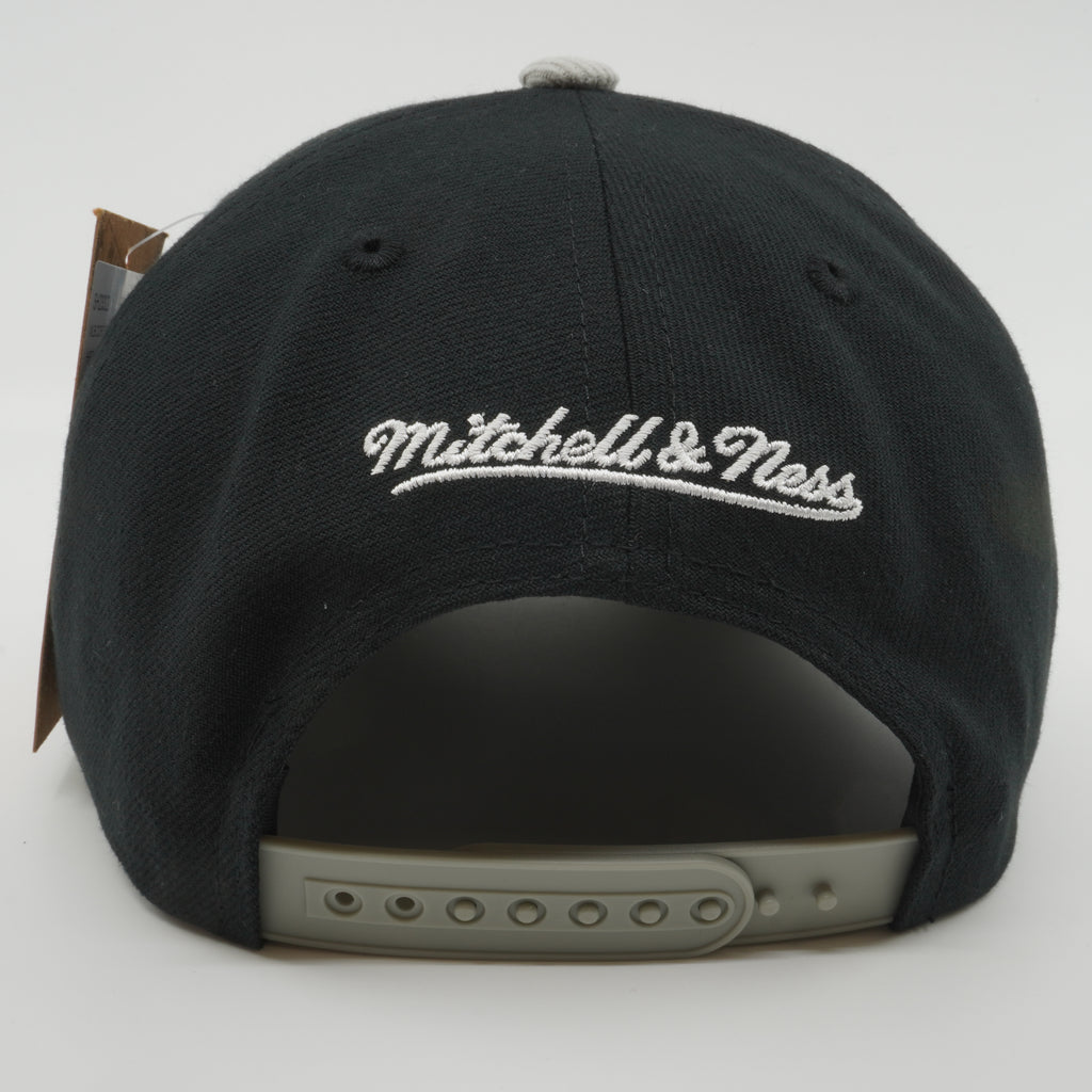 MENS MITCHELL & NESS MLB CORD PRO SNAPBACK WHITE SOX - BLACK