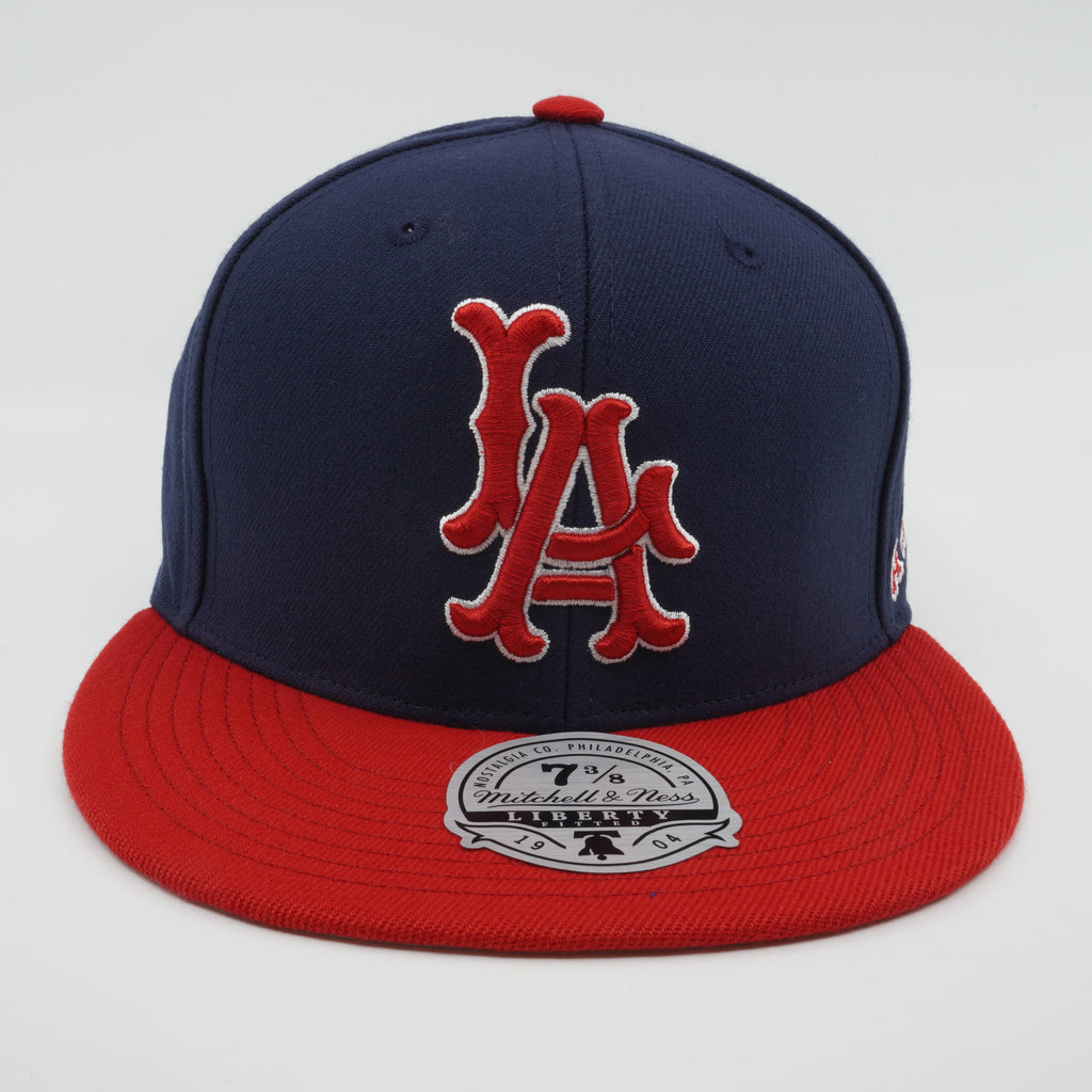 MENS MITCHELL & NESS MLB EVERGREEN FITTED COOP ANGELS - NAVY