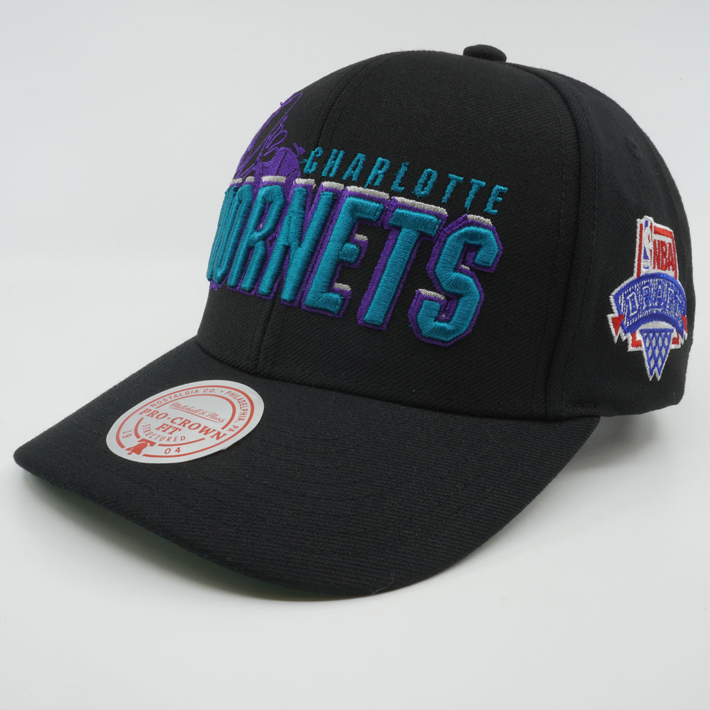 MENS MITCHELL & NESS NBA BEST IN CLASS SNAPBACK HWC HORNETS - BLACK