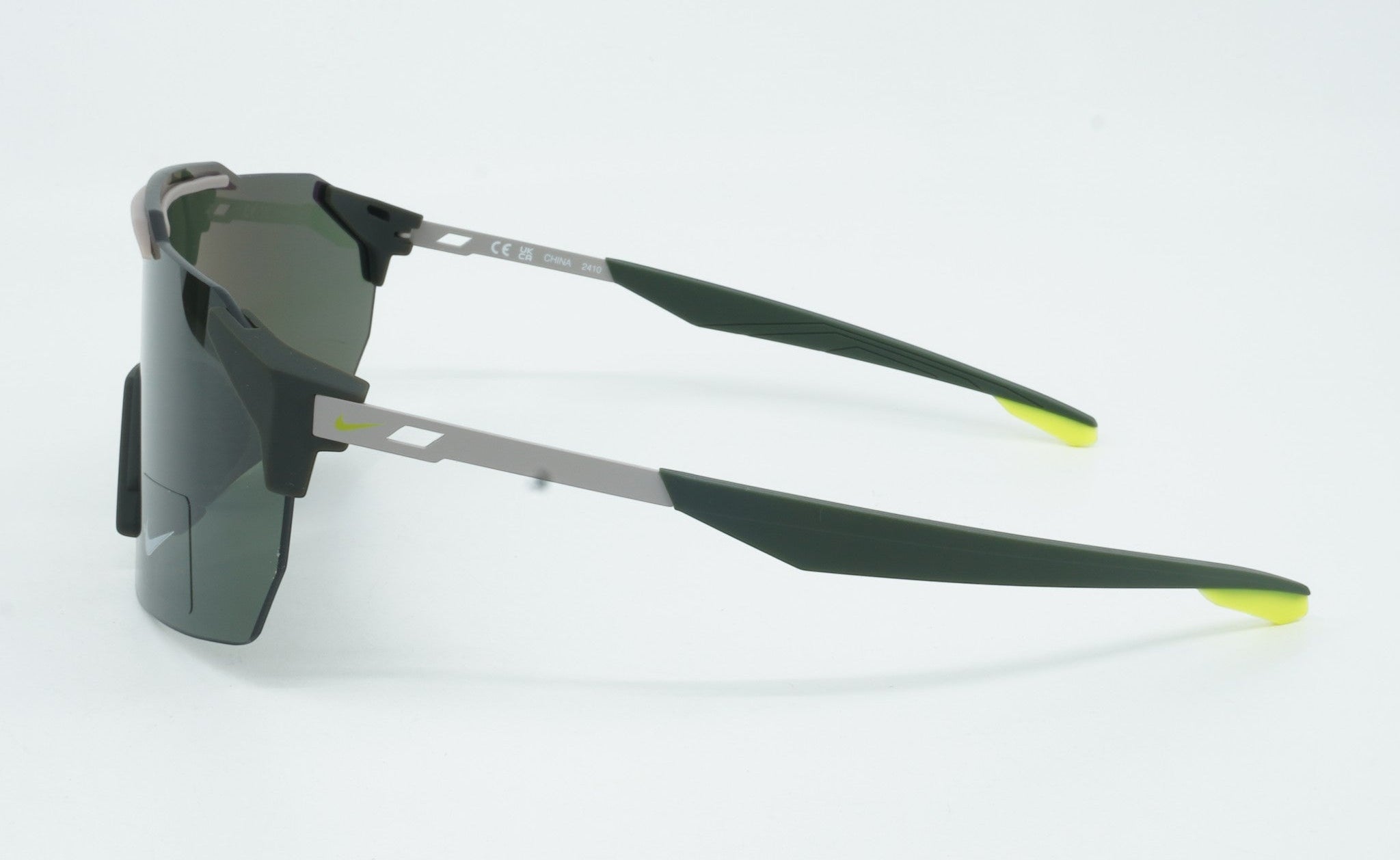 [IB3521X-355] Mens Nike Limitless Shield Sunglasses