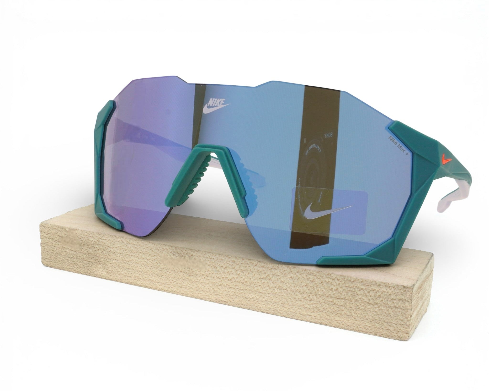 [IB3518X-300] Mens Nike Charged Shield Sunglasses