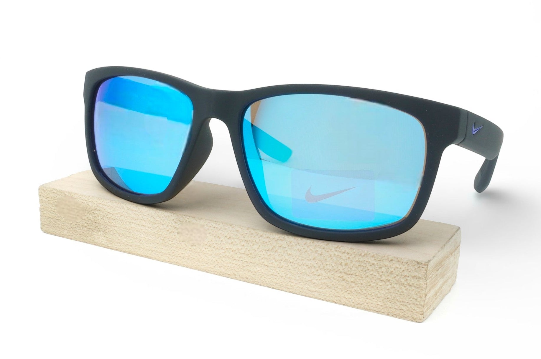 [FQ4677-014] Mens Nike Cruiser Sunglasses