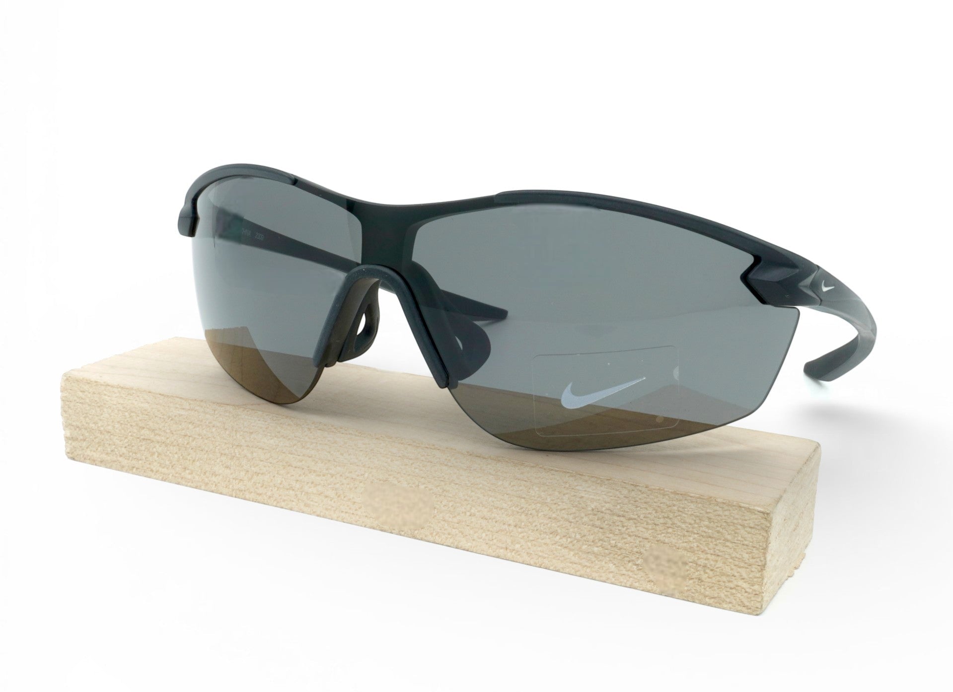 [DV2131-011] Mens Nike Victory Elite Sunglasses