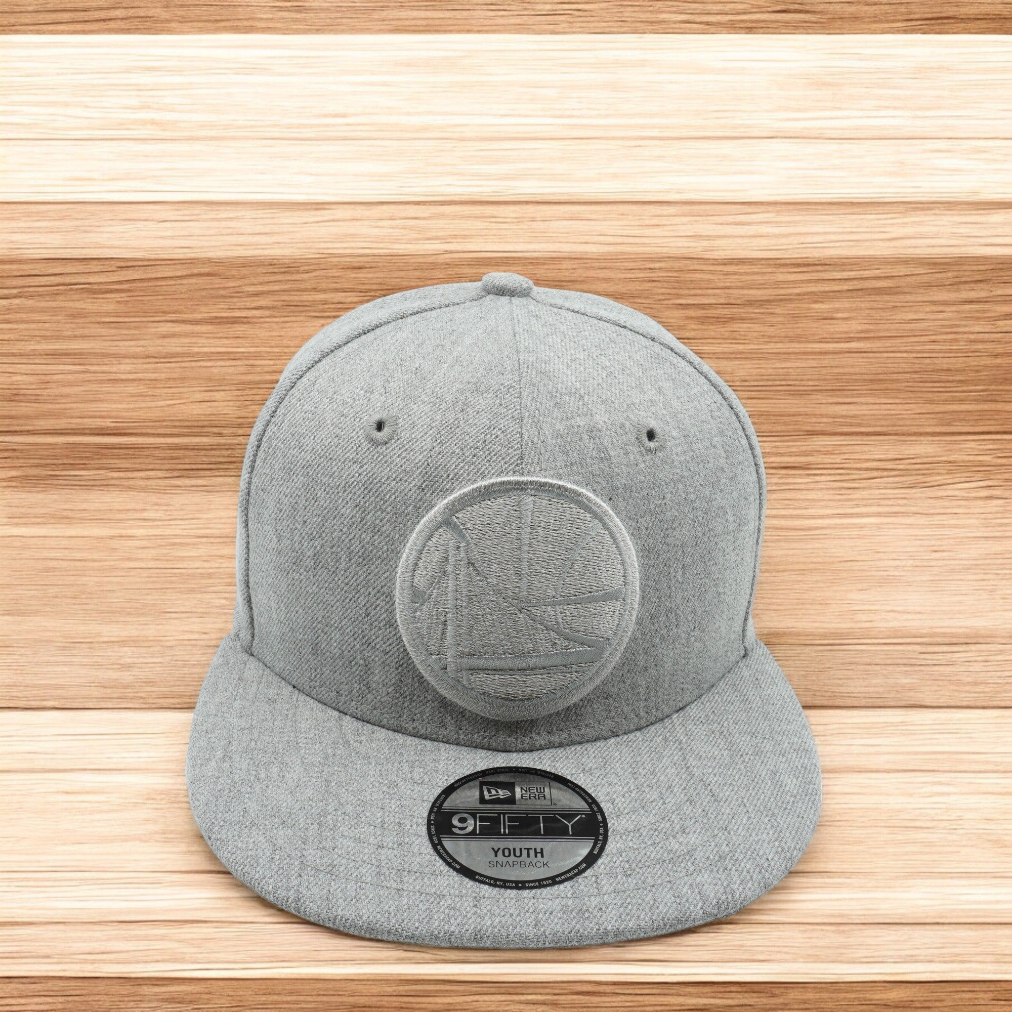 [80635579] Youth New Era NBA Golden State Warriors Twisted Frame 950 Snapback
