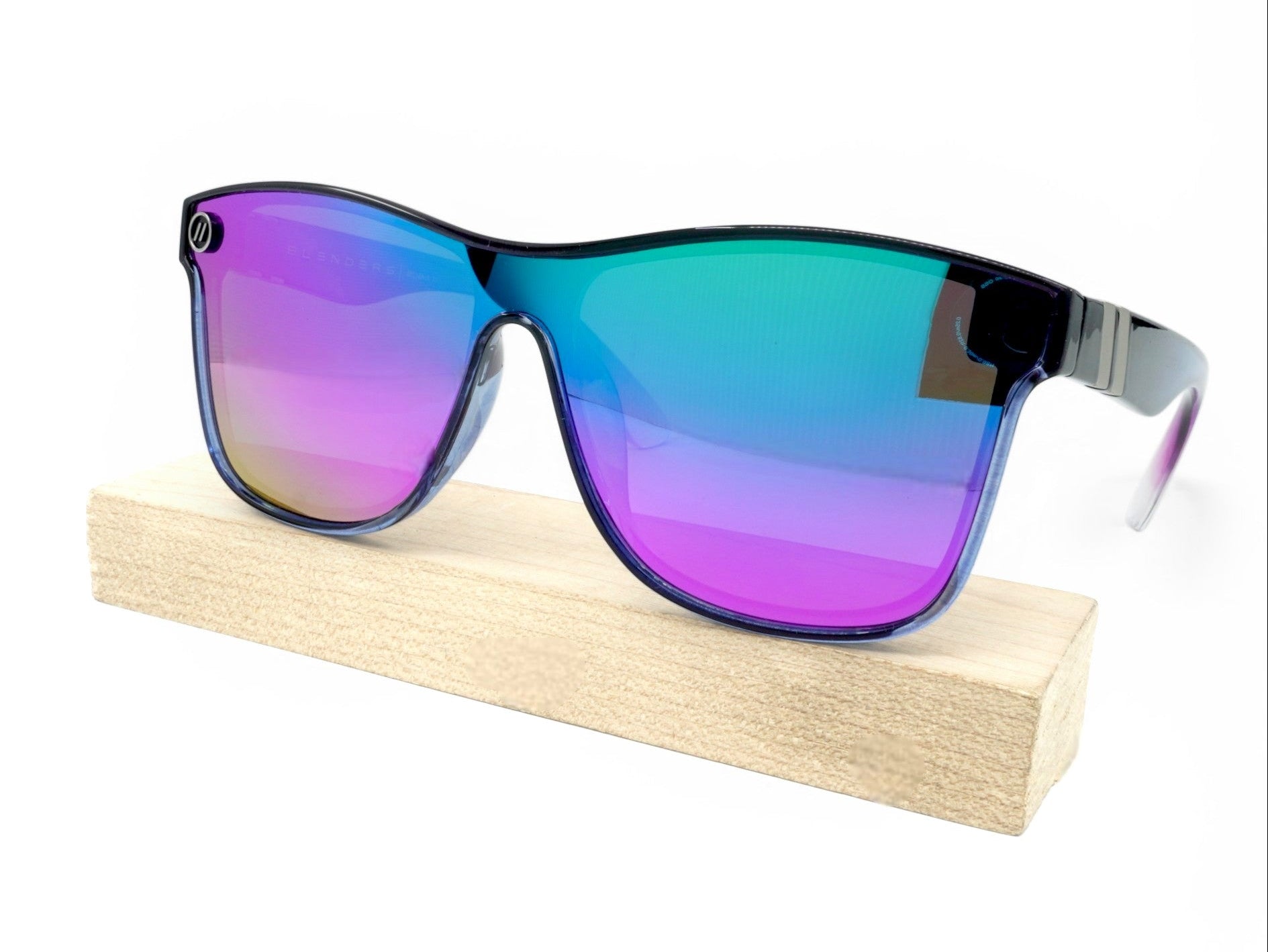 [BE3314] Unisex Blenders Black Forest Polarized Sunglasses
