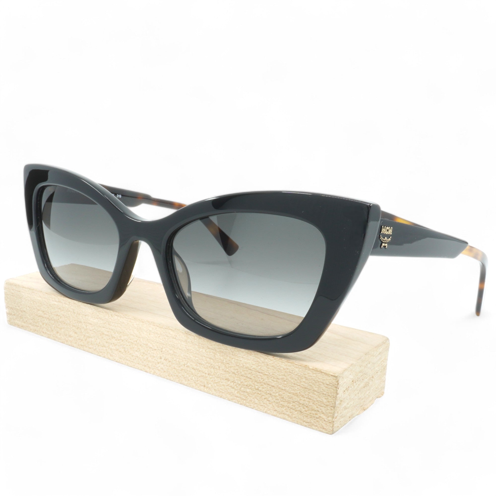 [MCM682S-001] UNISEX MCM CAT EYE SUNGLASSES