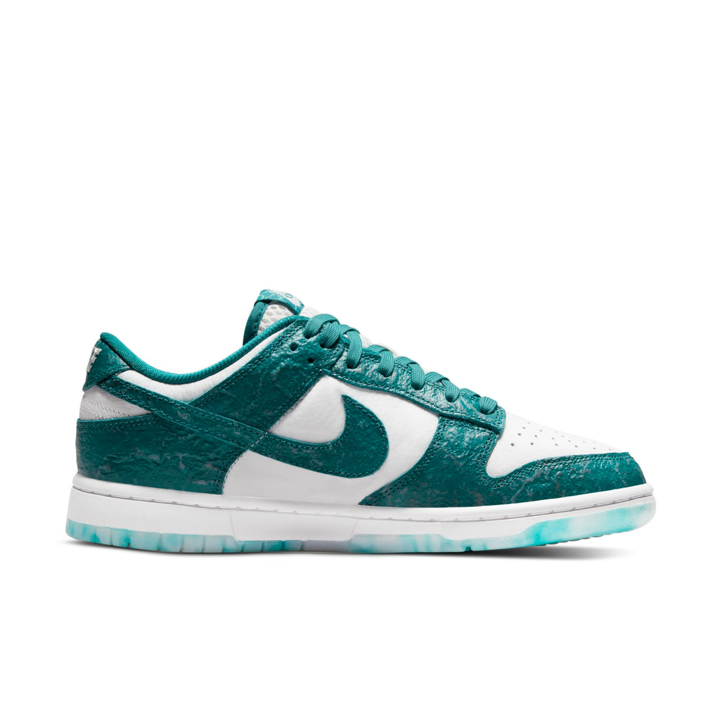 [DV3029-100] Womens Nike DUNK LOW 'OCEAN'