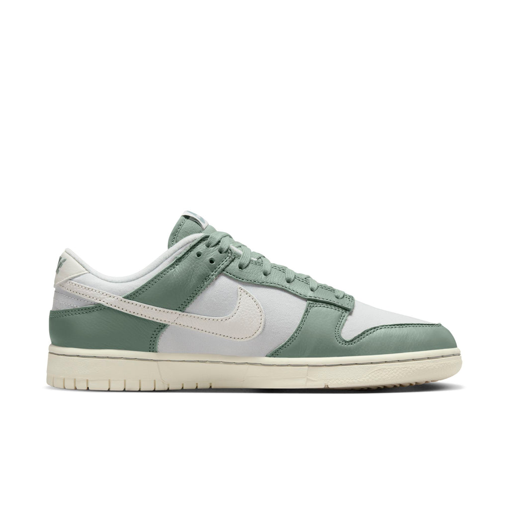 [DV7212-300] Mens Nike DUNK LOW 'MICA GREEN'
