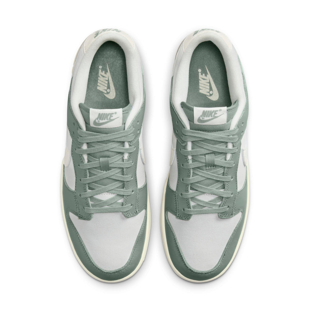 [DV7212-300] Mens Nike DUNK LOW 'MICA GREEN'