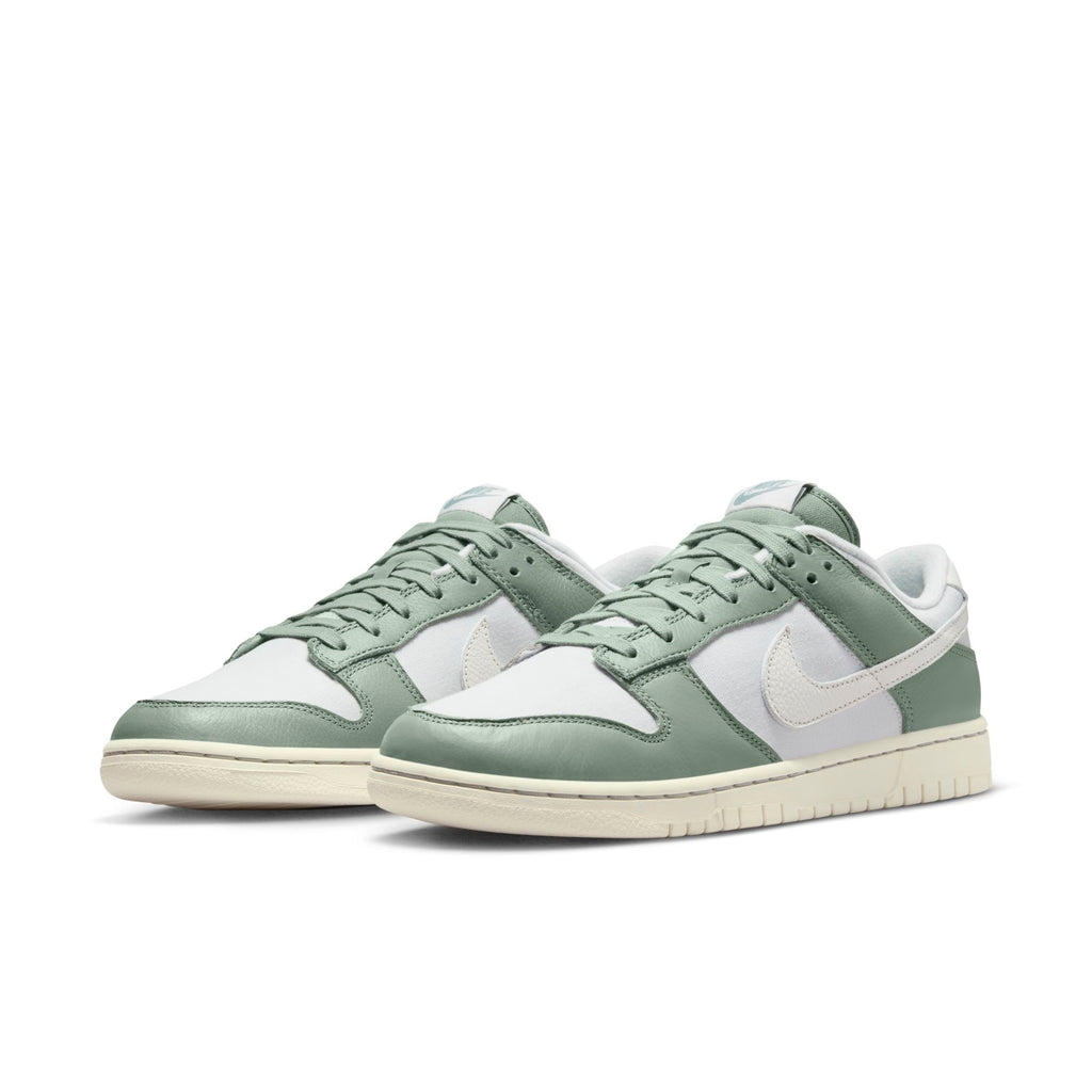 [DV7212-300] Mens Nike DUNK LOW 'MICA GREEN'
