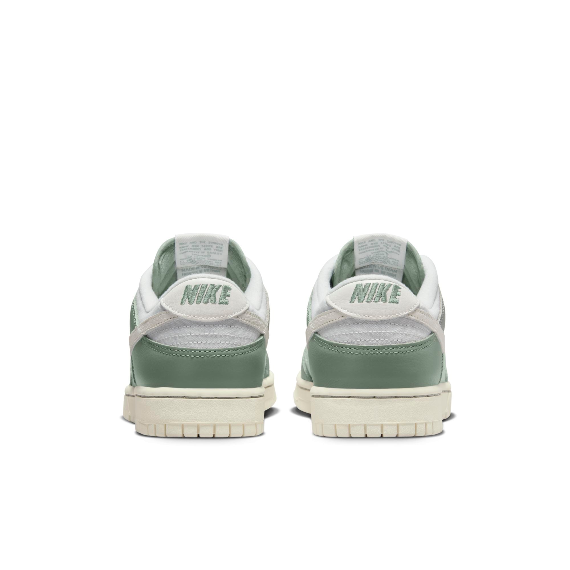 [DV7212-300] Mens Nike DUNK LOW 'MICA GREEN'