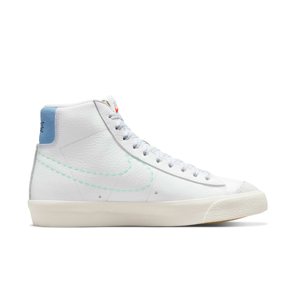 [DX2350-100] Womens Nike Blazer Mid 77 Vintage 'Nike 101' (W)
