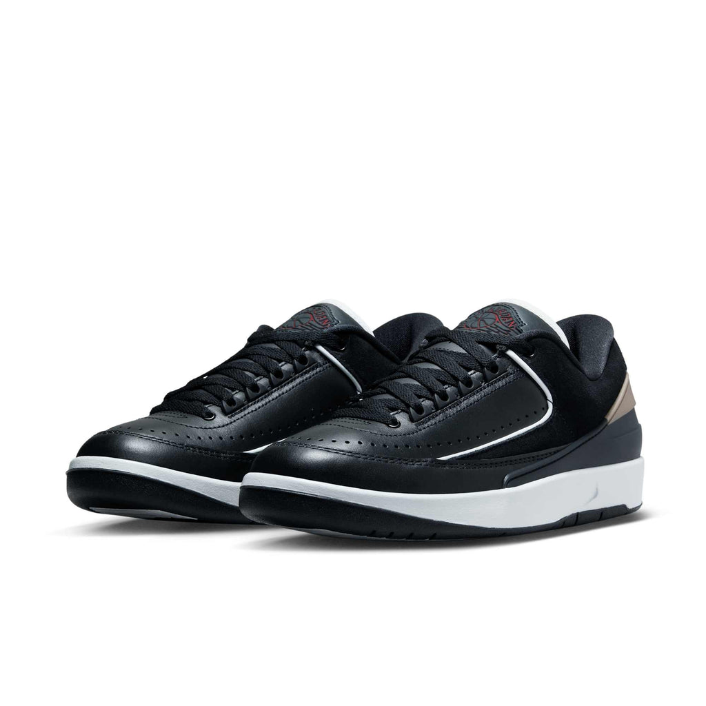 [DX4401-001] WOMENS AIR JORDAN RETRO 2 LOW "BLACK/VARSITY RED"